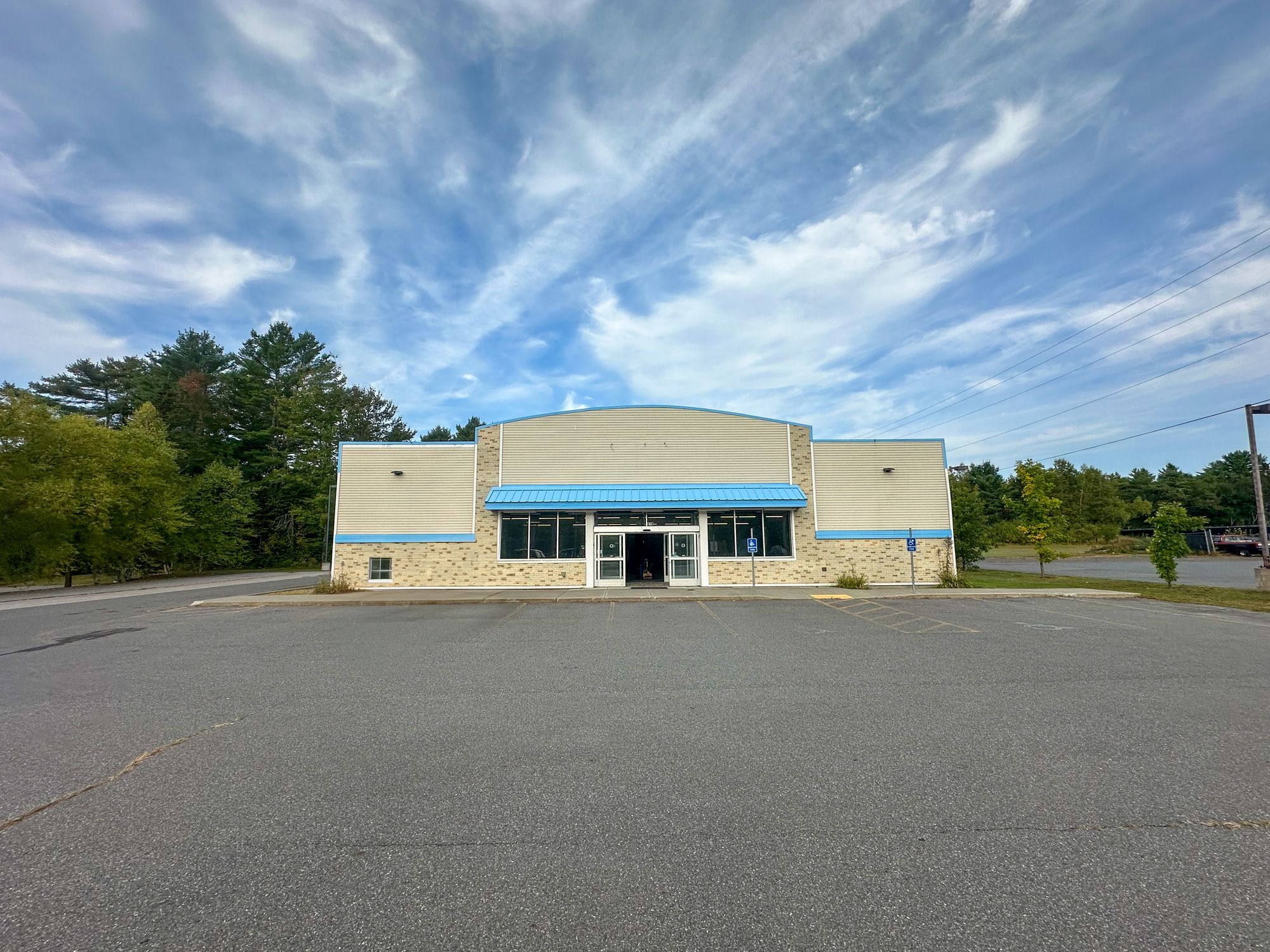 379 Wilton Rd, Farmington, ME 04938