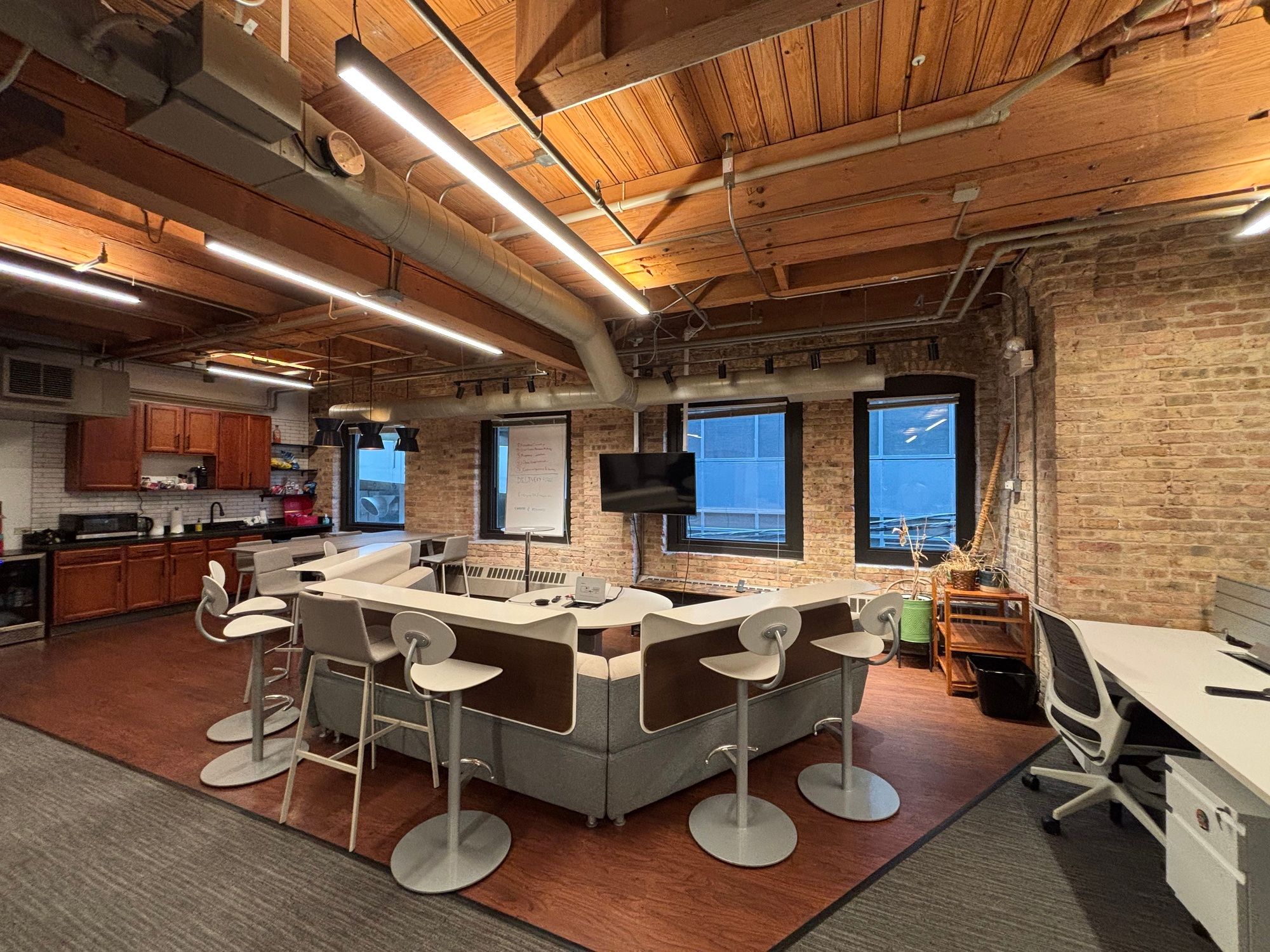 300 W Hubbard St, Chicago, IL 60654