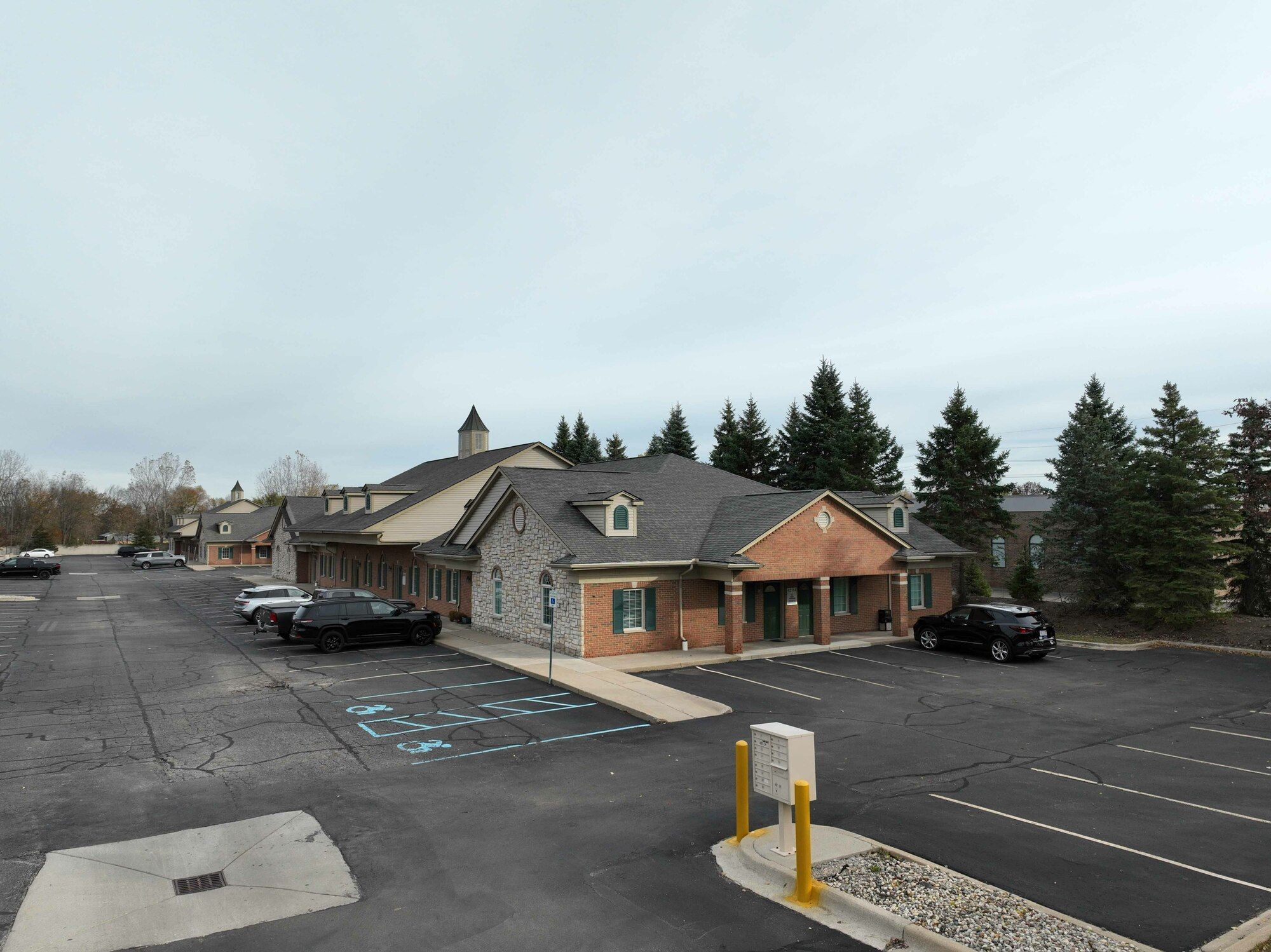 43150 Dequindre Rd, Sterling Heights, MI 48314