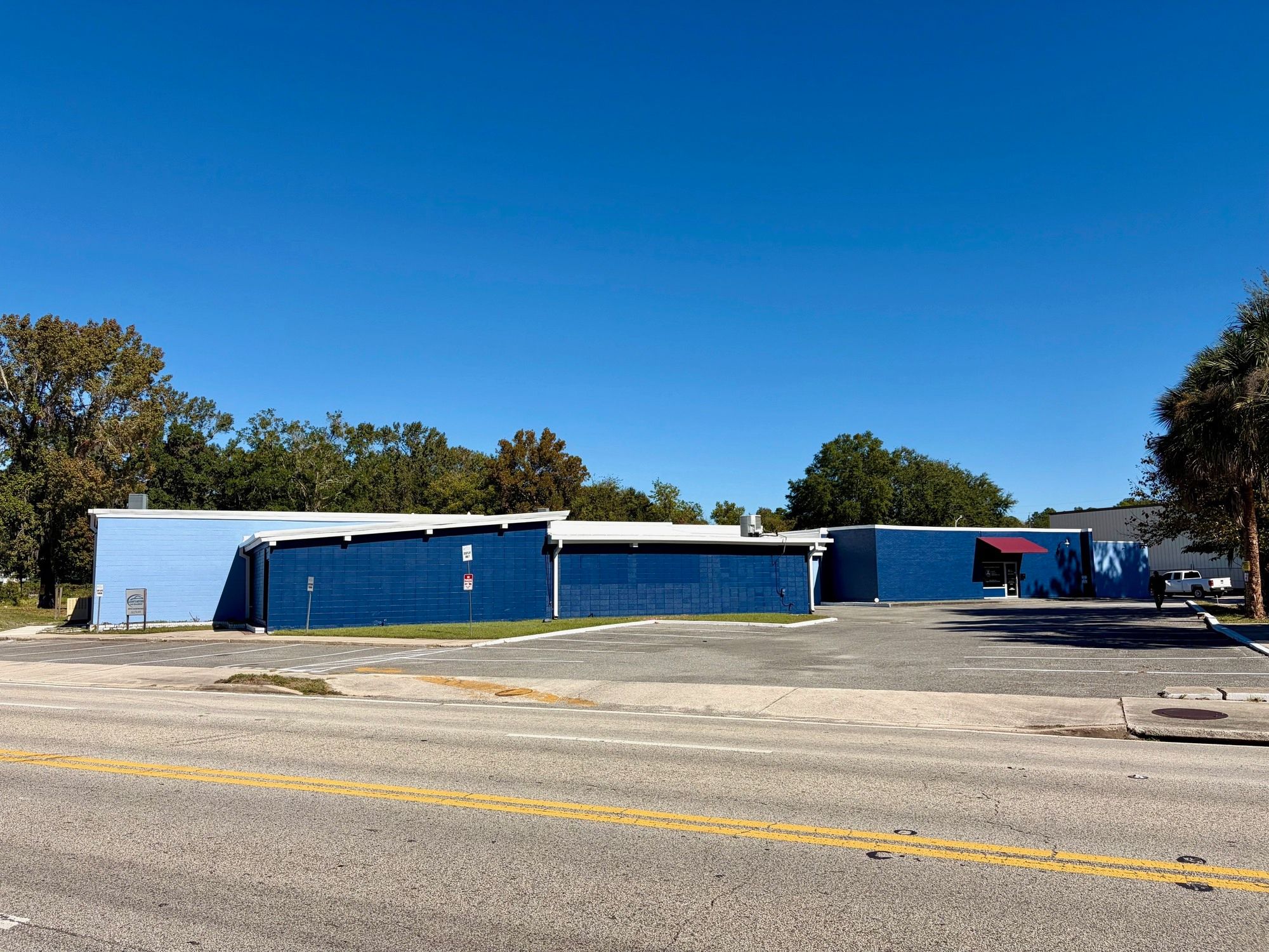 5299 Saint Augustine Rd, Jacksonville, FL 32207-7922