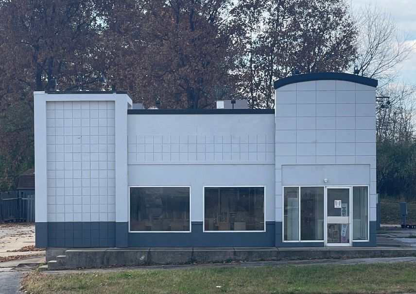 3827 State Road 37, Mitchell, IN 47446