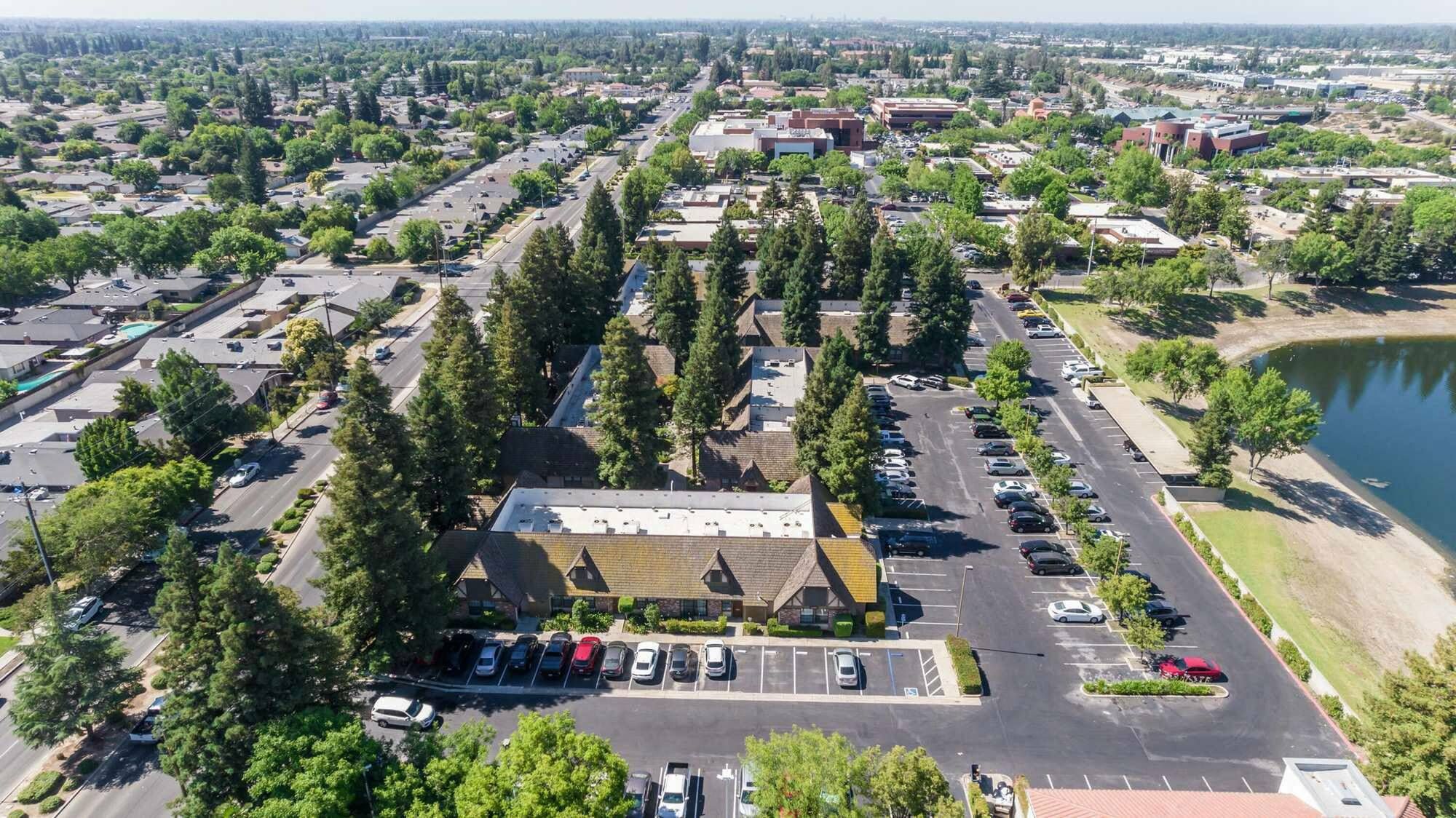 6235 N Fresno St,Unit 103, Fresno, CA 93710