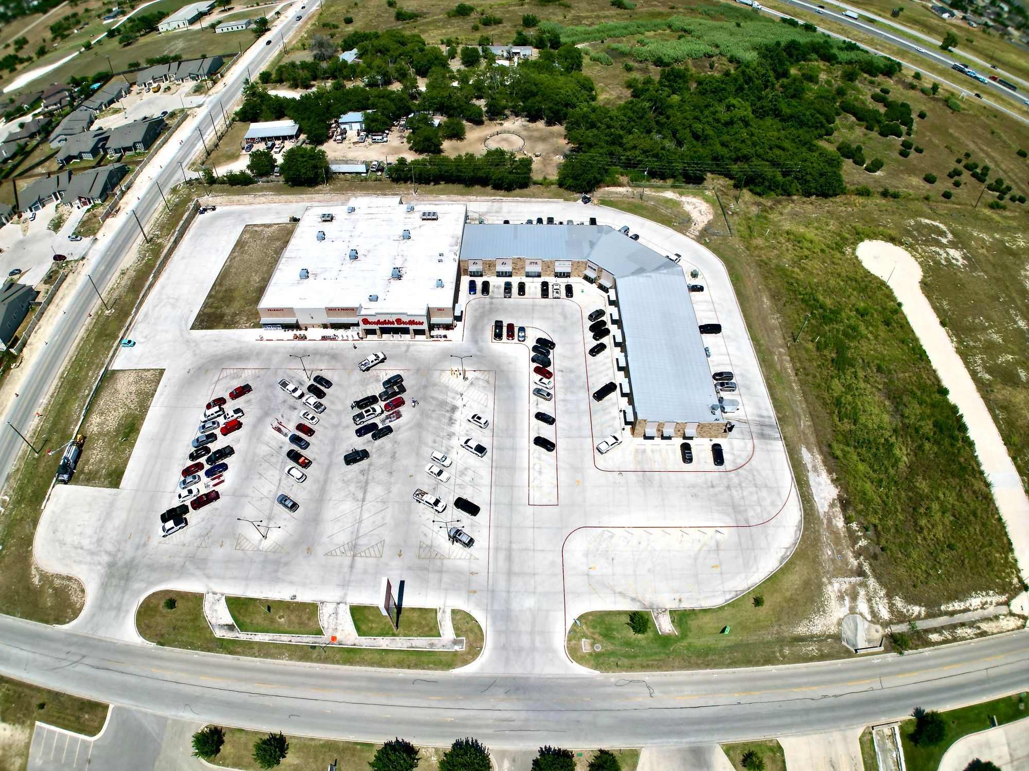 Retail for lease at 180 Town Center Blvd, Jarrell, TX, 76537 — photo 9