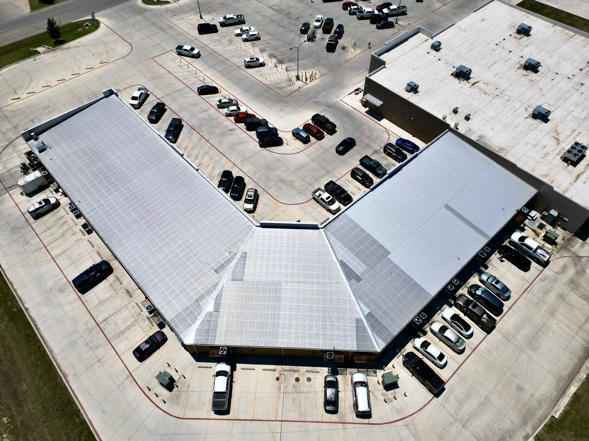 Retail for lease at 180 Town Center Blvd, Jarrell, TX, 76537 — photo 4