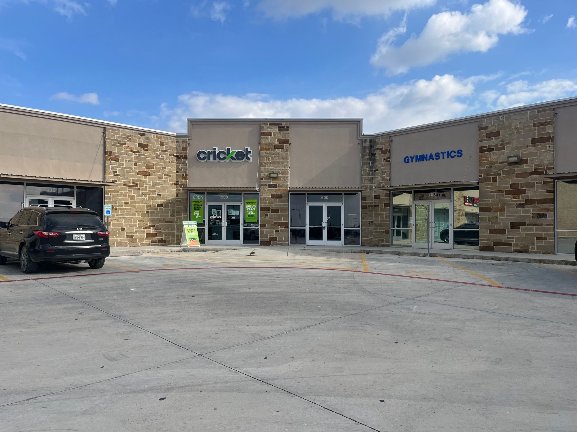 Retail for lease at 180 Town Center Blvd, Jarrell, TX, 76537 — photo 6