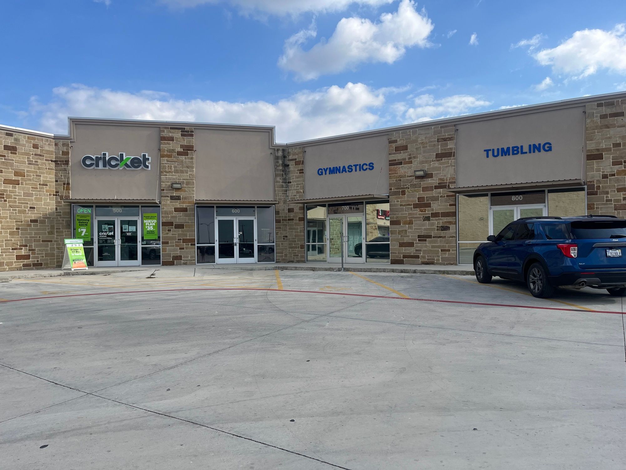 Retail for lease at 180 Town Center Blvd, Jarrell, TX, 76537 — photo 7