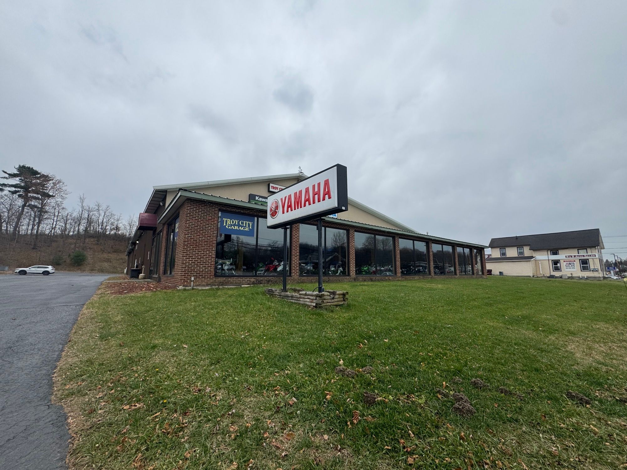 810 Hoosick Rd, Troy, NY 12180
