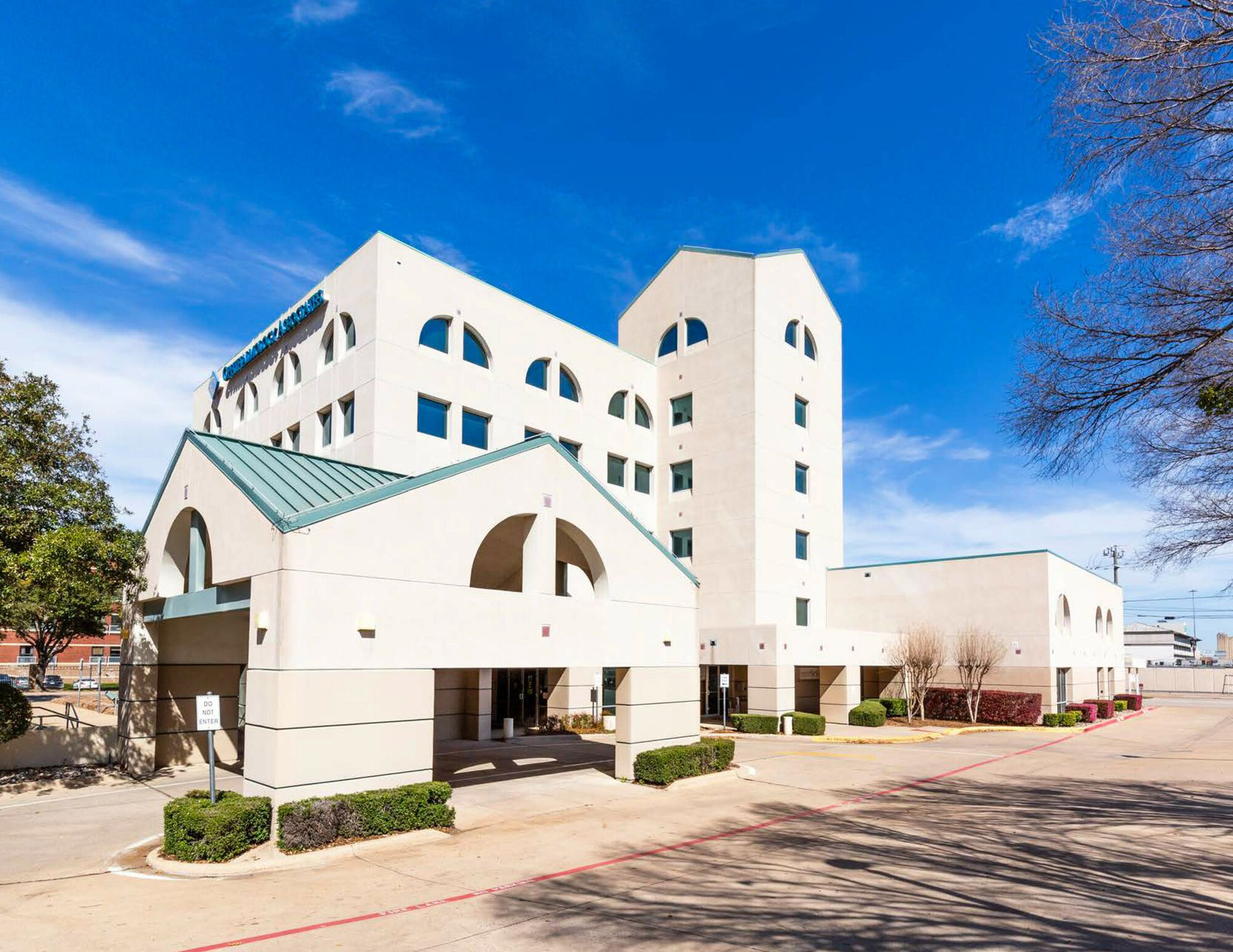 1201 Summit Ave, Fort Worth, TX 76102