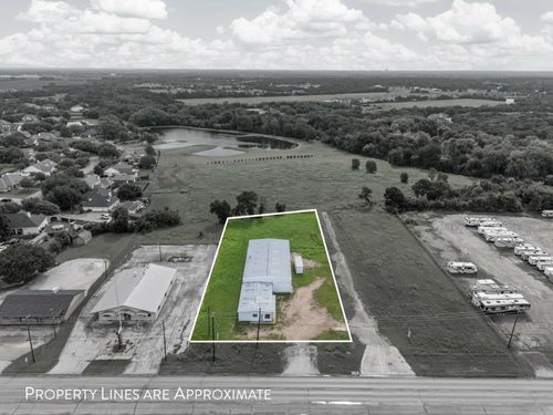 405 N ROBINSON, Robinson, TX