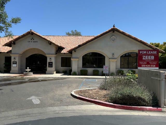 128 N Akers St, Visalia, CA 93291