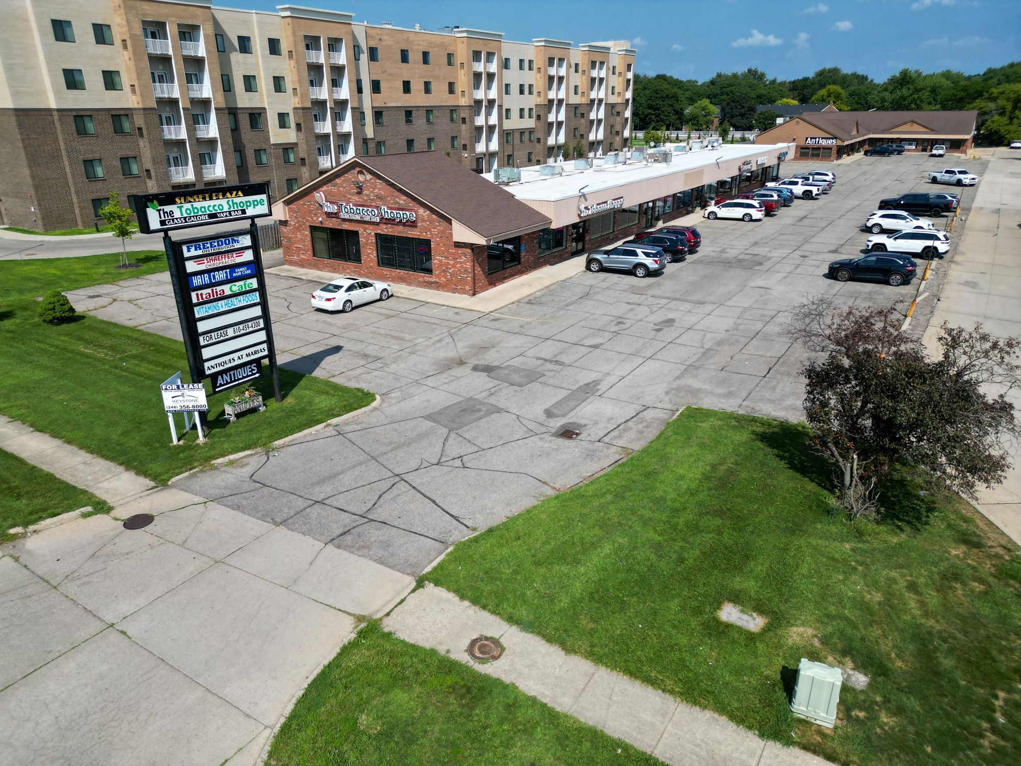 42142 Garfield Rd, Clinton Township, MI 48038
