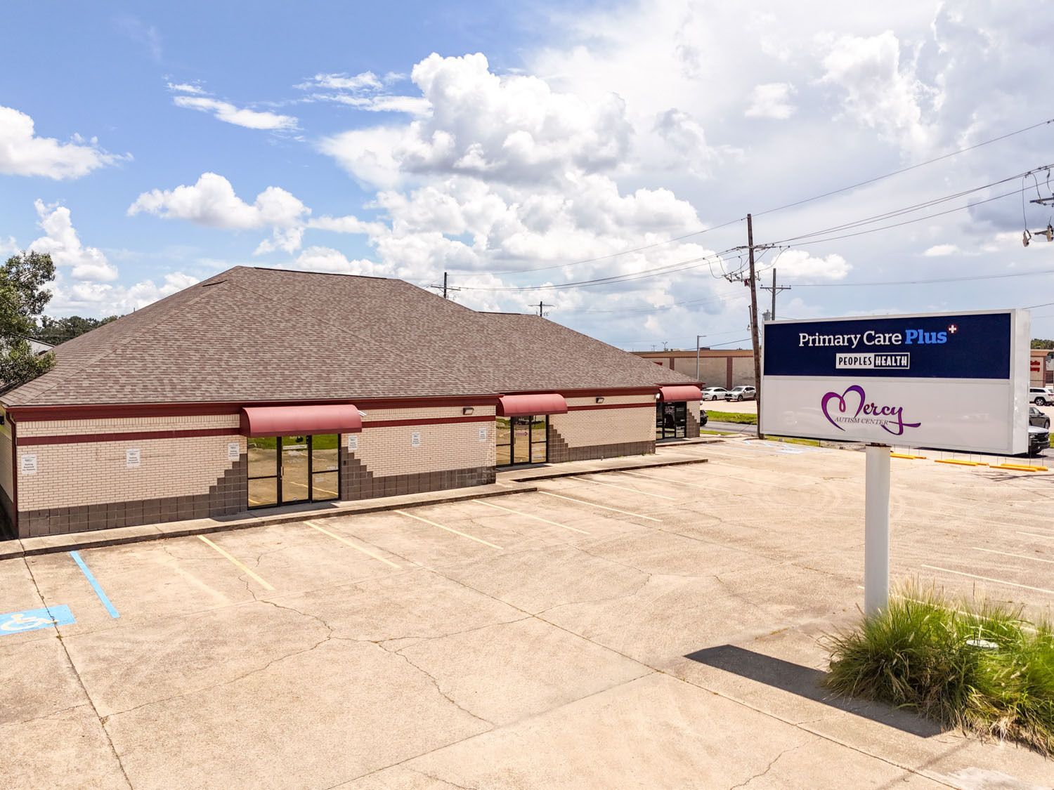 1702 N Burnside Ave, Gonzales, LA 70737