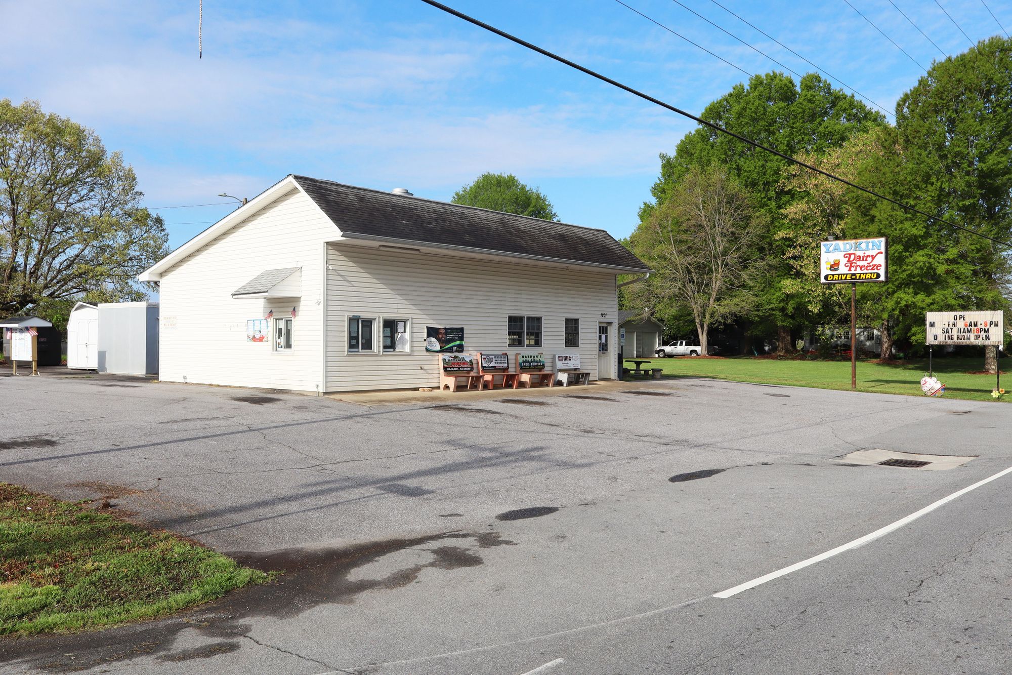 1201 W Main St, Yadkinville, NC 27055