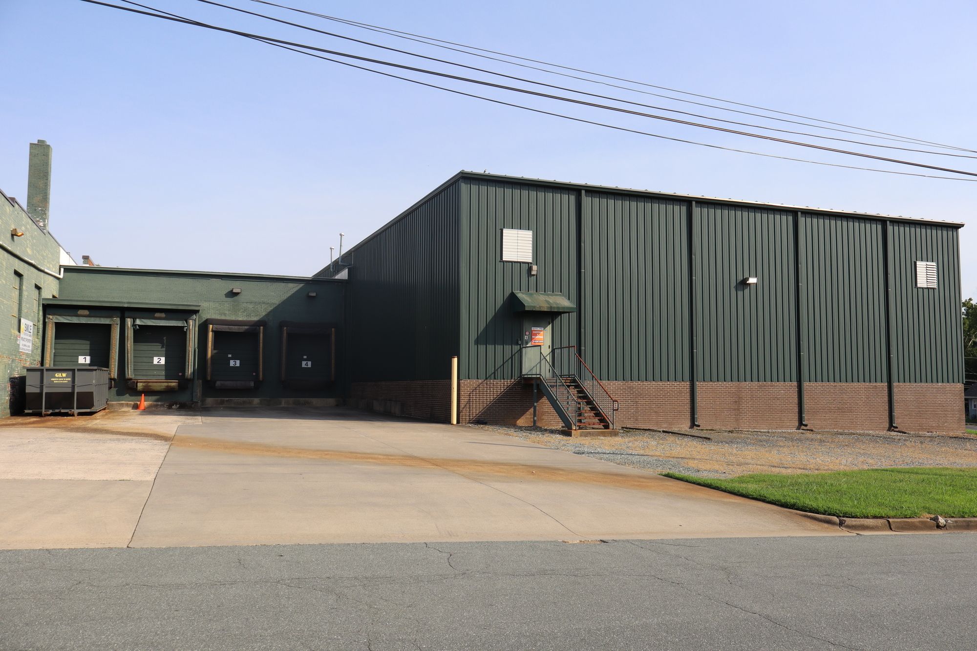 849 South Main St, Burlington, NC 27215