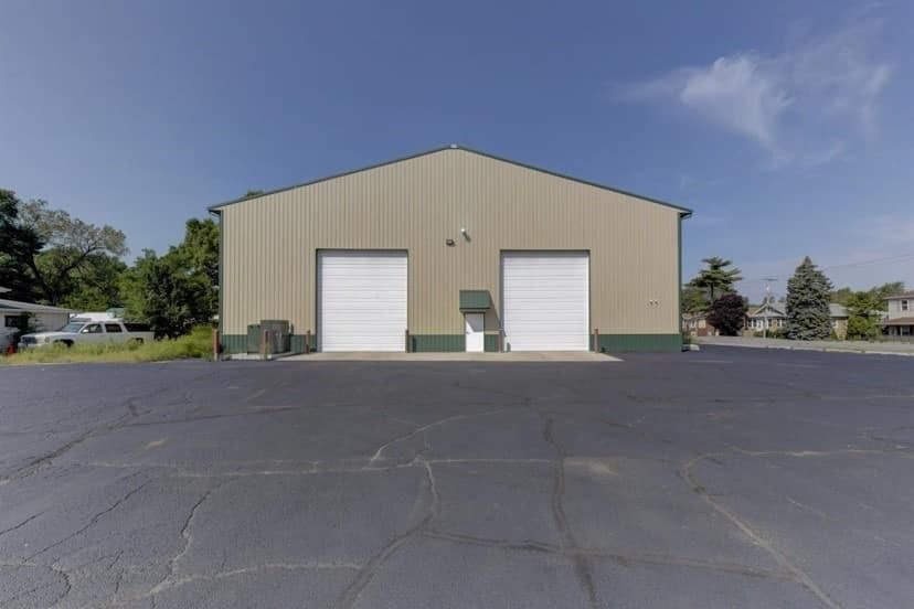 4027 W Ridge Rd, Gary, IN 46408