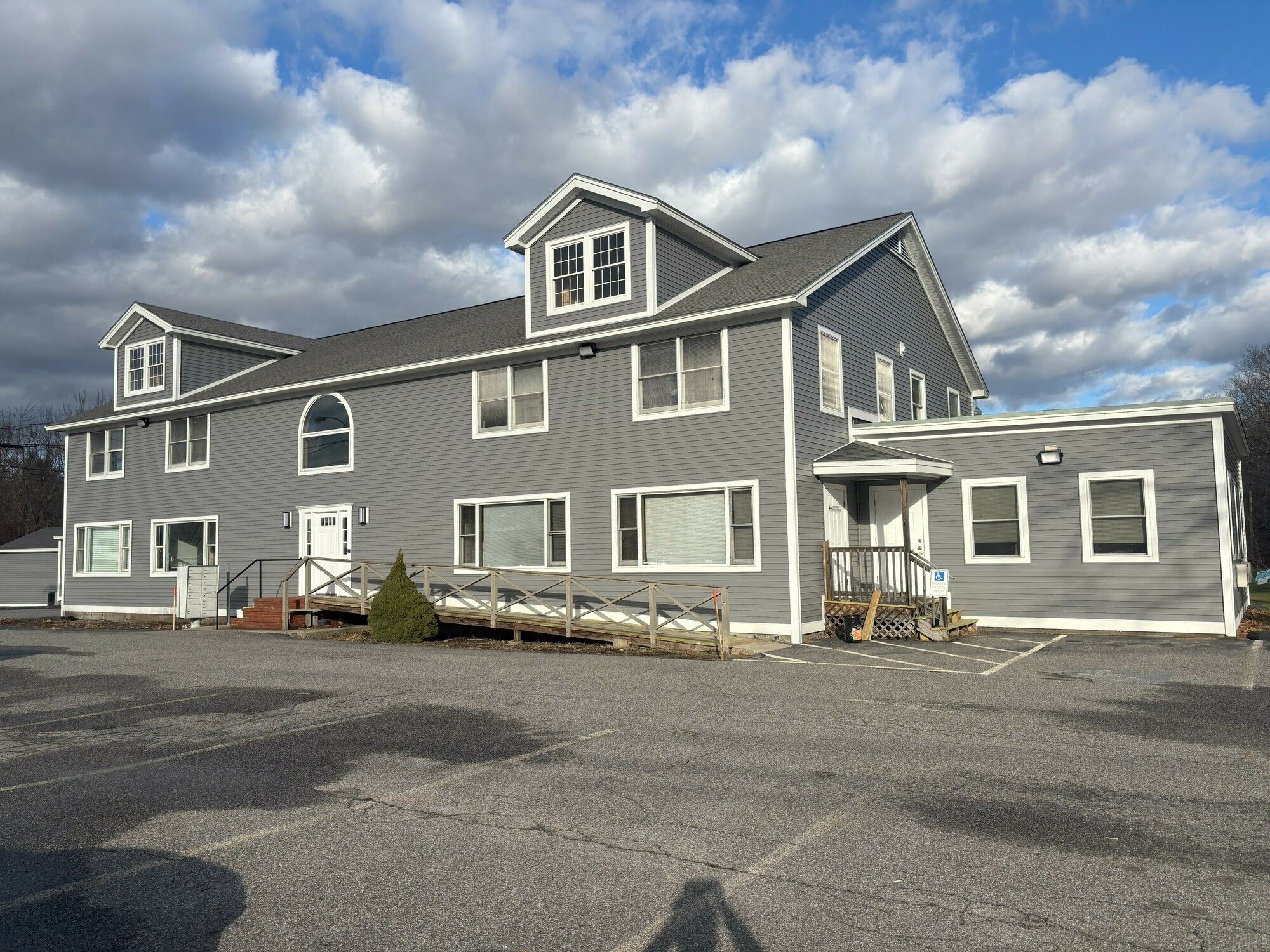 23 Bridgton Rd, Westbrook, ME 04092