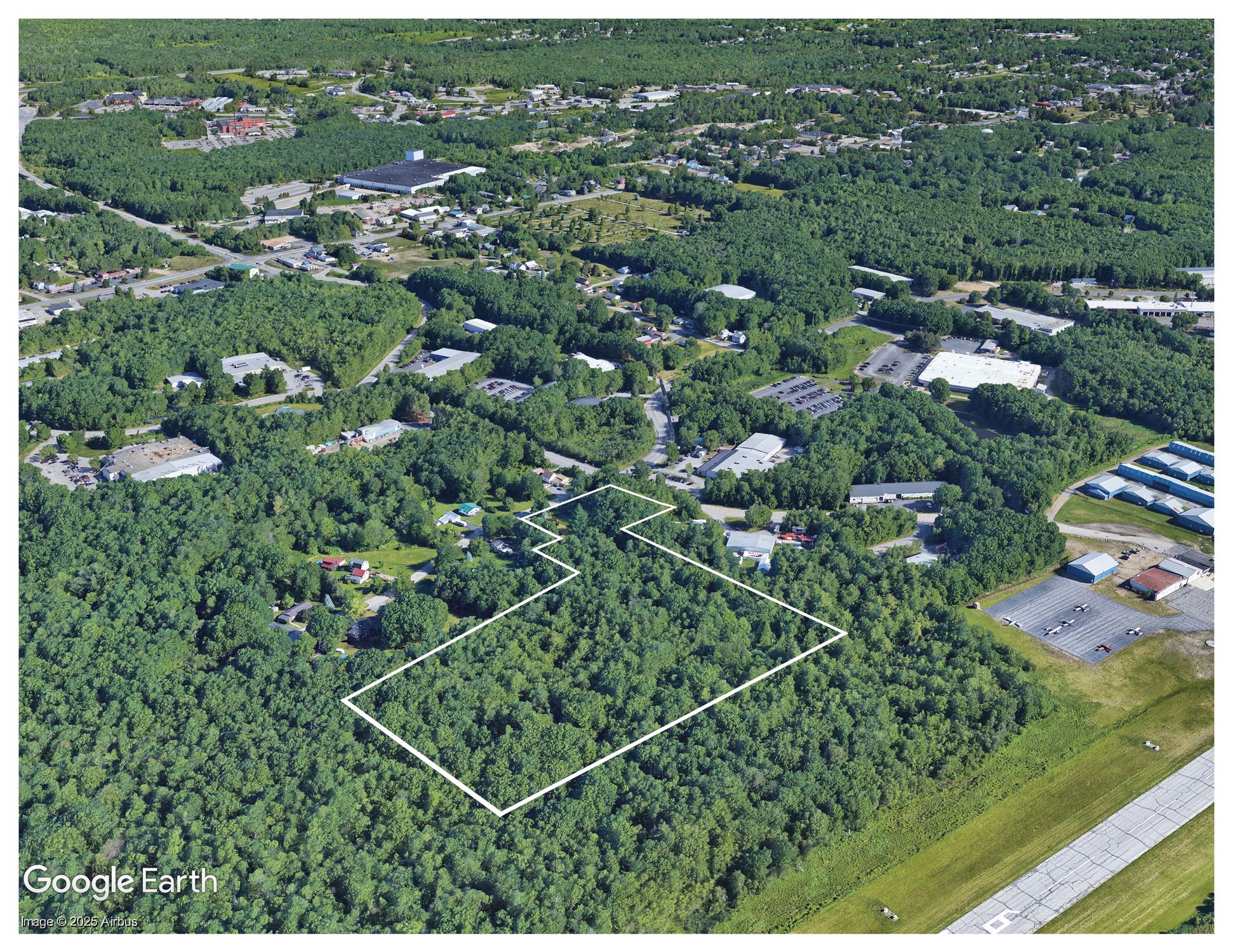 50 Landry St, Biddeford, ME 04005