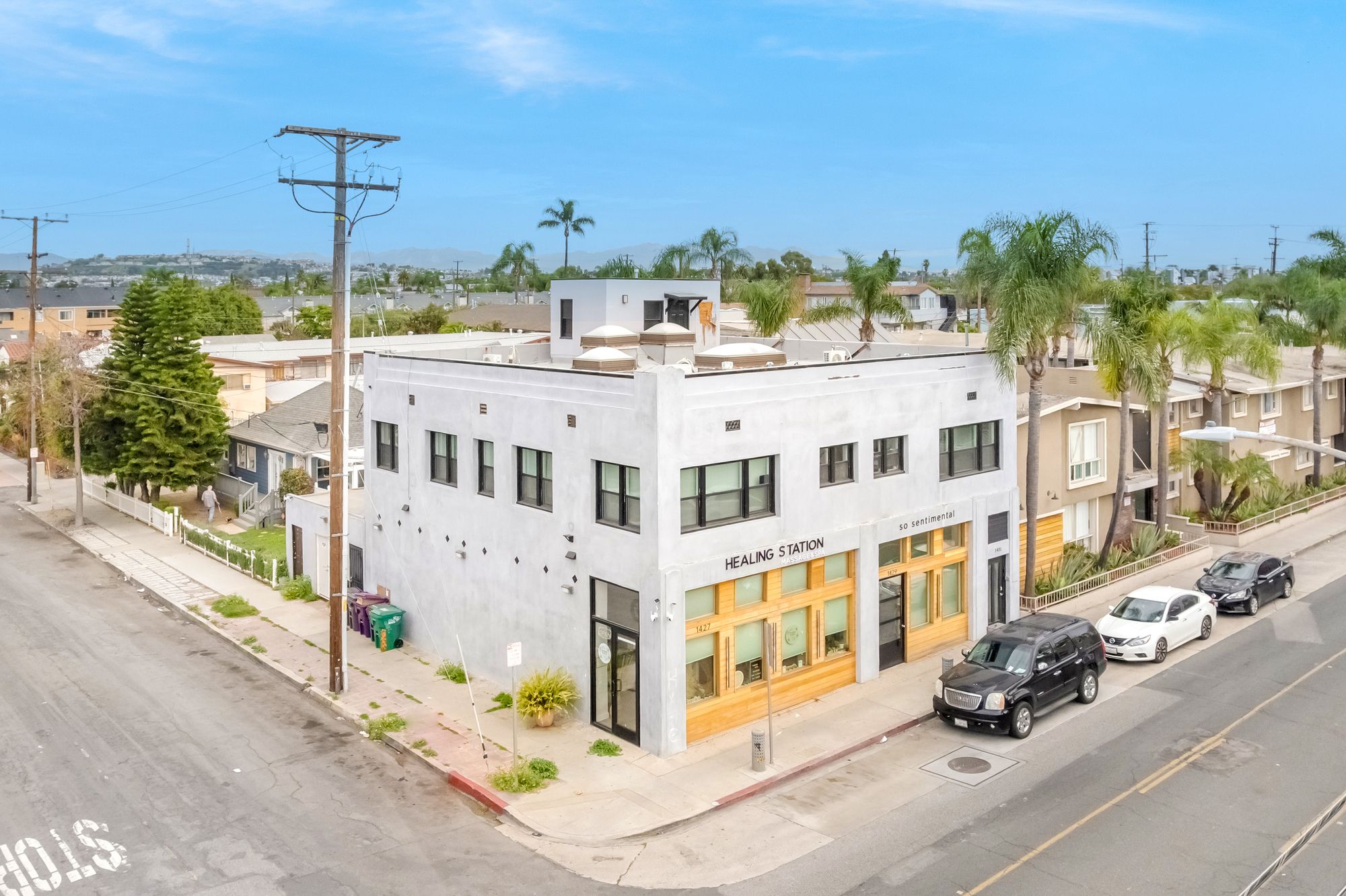 1427 E 4th St thumbnail 33