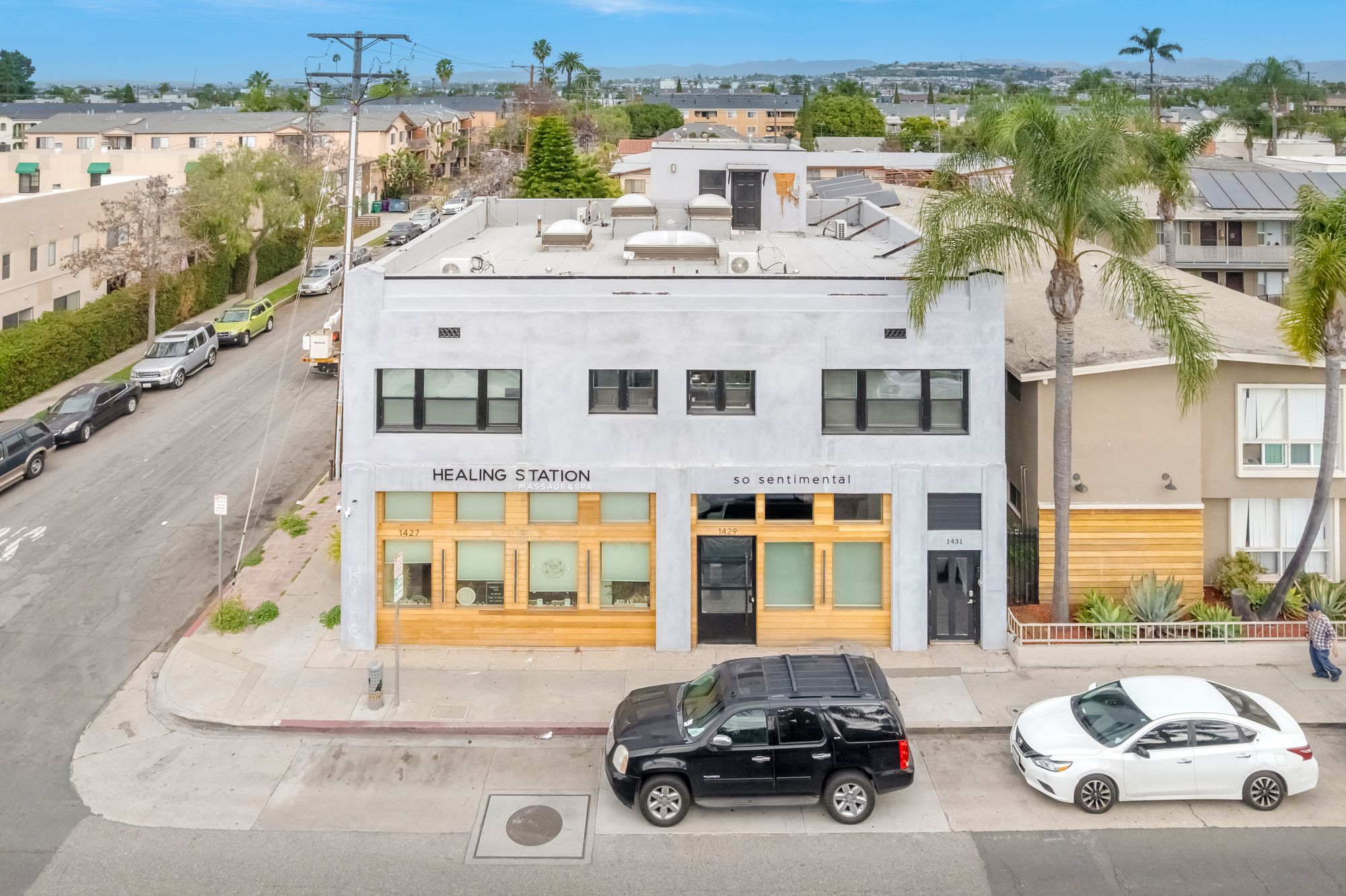 1427 E 4th St thumbnail 56