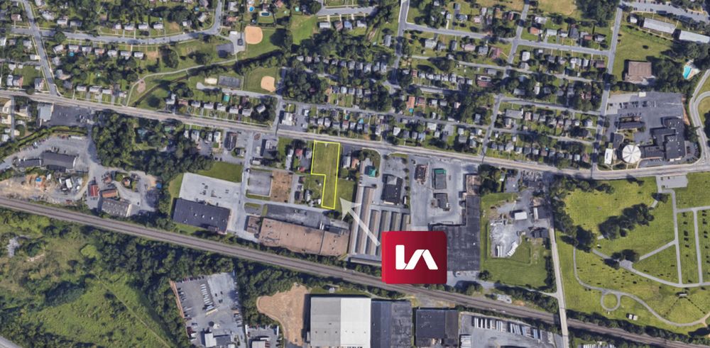 3833 Derry St, Harrisburg, PA 17112