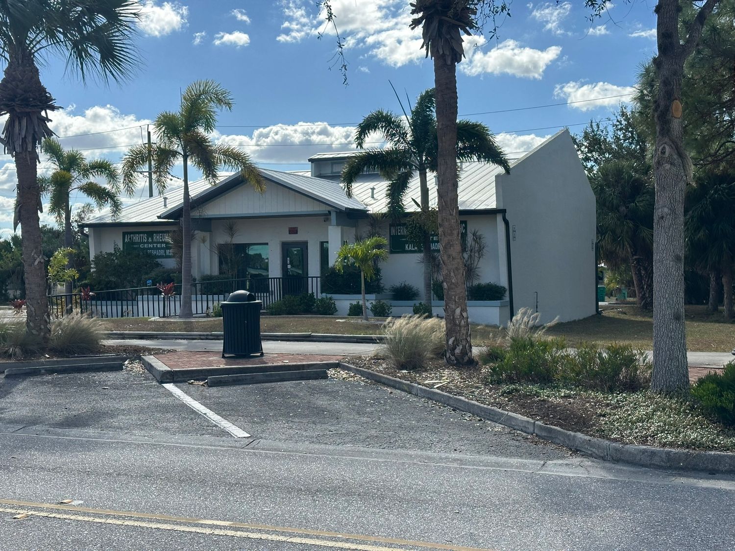 2841 Tamiami Trail Port Charlotte FL 33952
