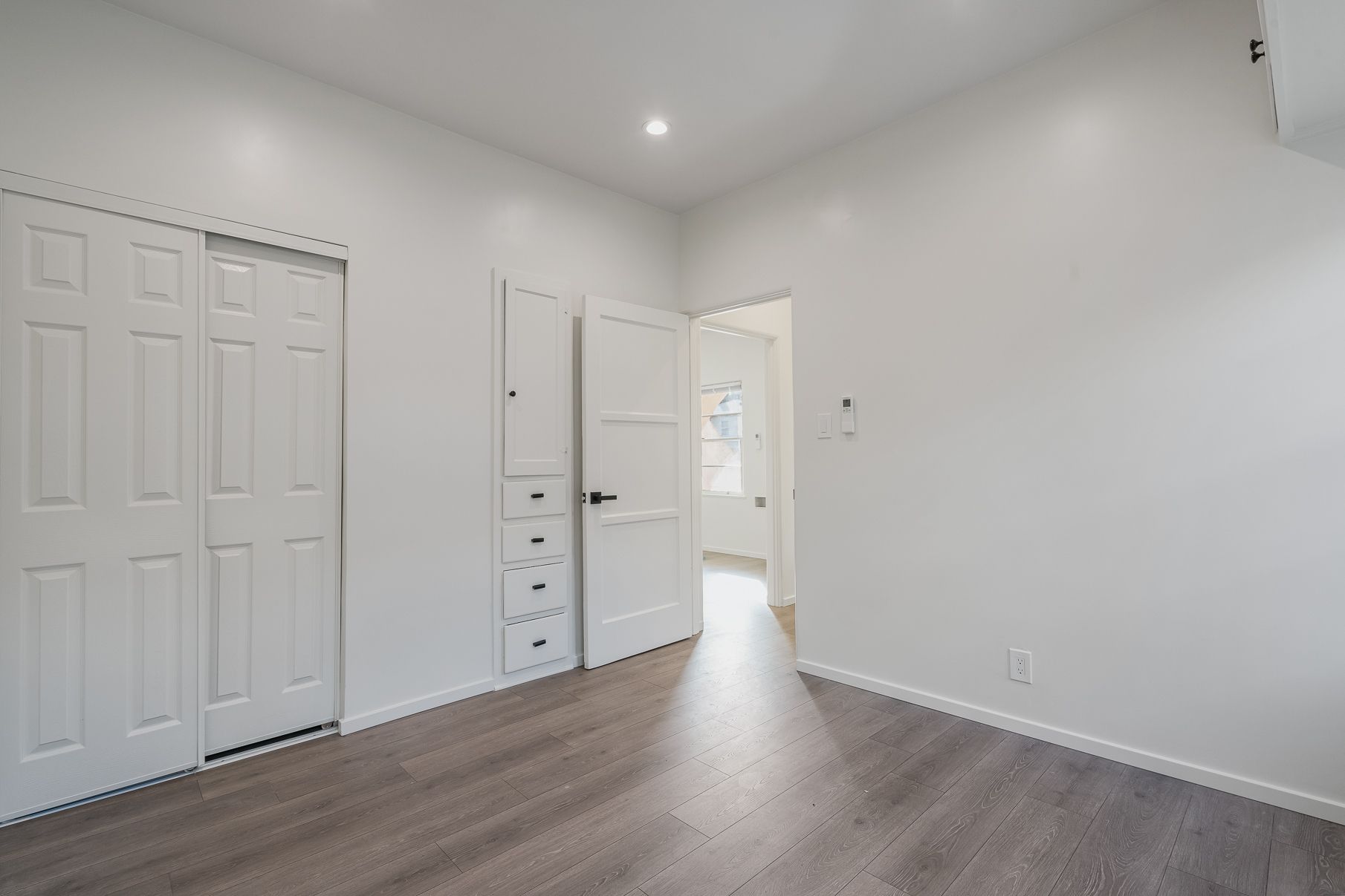 1228 S Dunsmuir Ave thumbnail 39