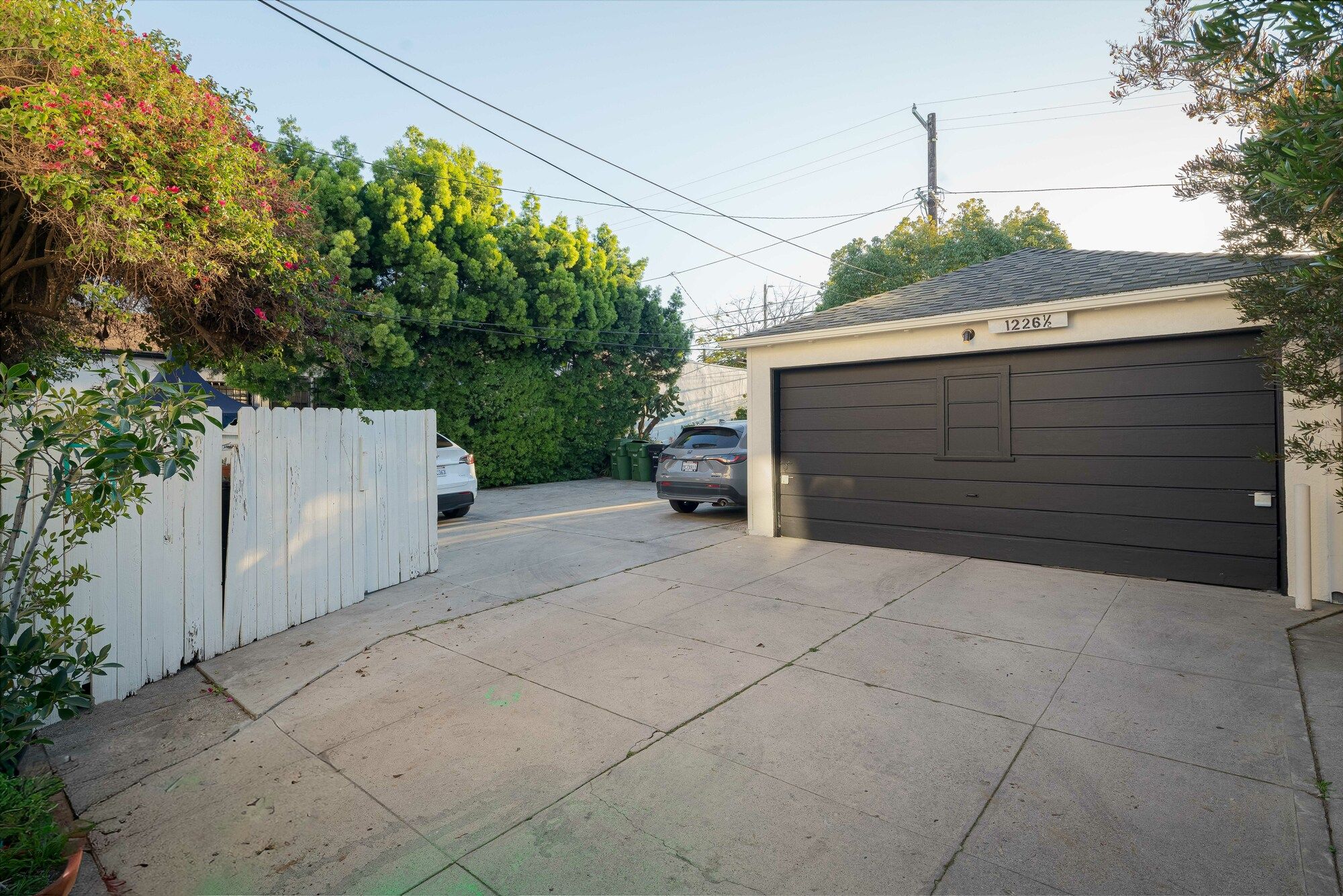 1228 S Dunsmuir Ave thumbnail 45