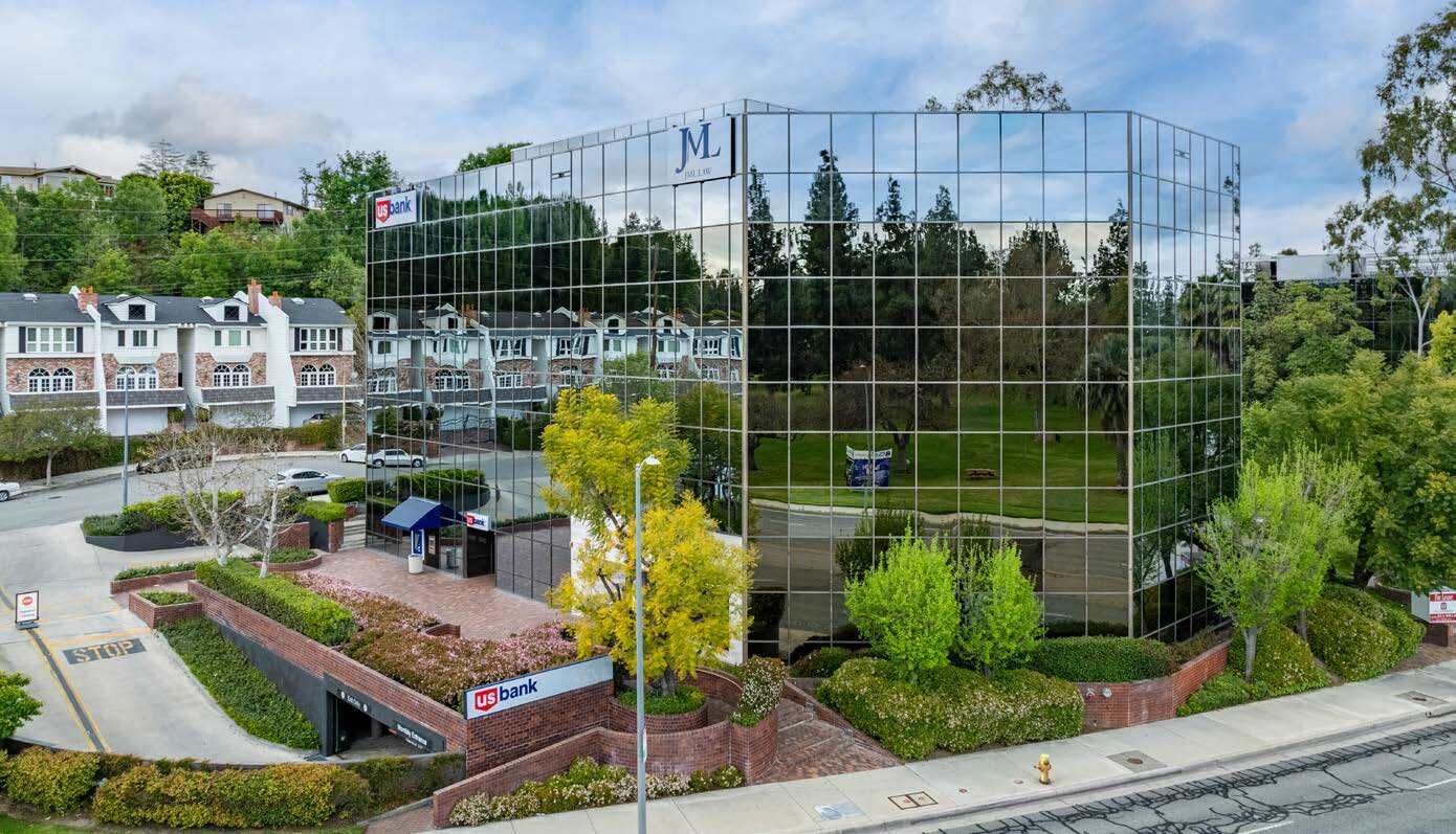 5855 Topanga Canyon Blvd, Woodland Hills