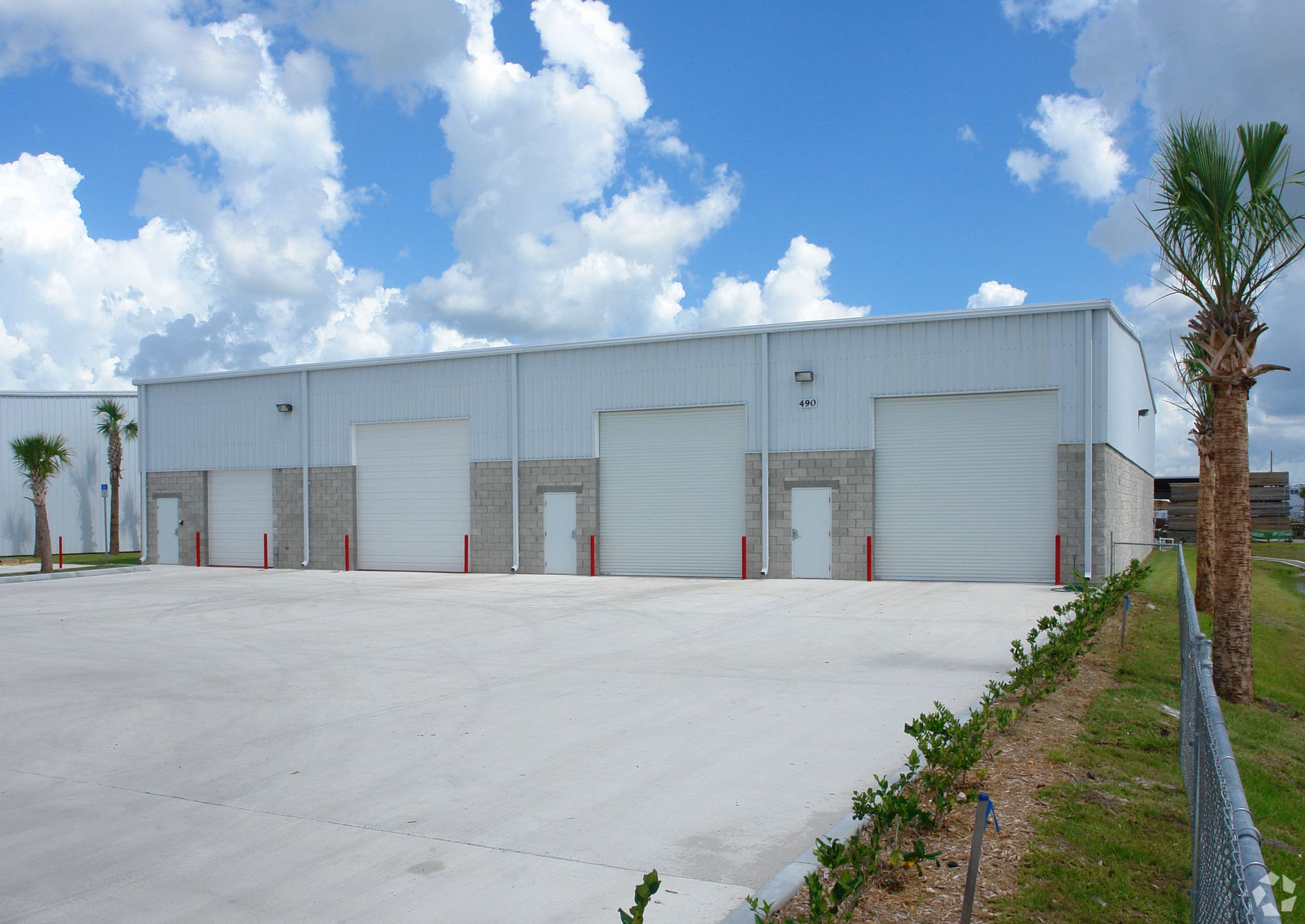 480 Distribution Dr, Melbourne, FL 32904