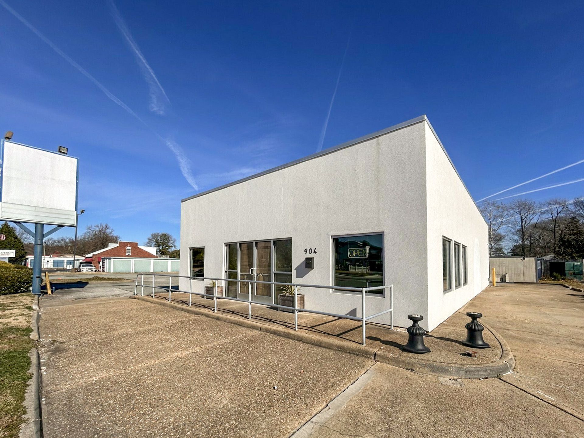 904 Big Bethel Rd, Hampton, VA 23666