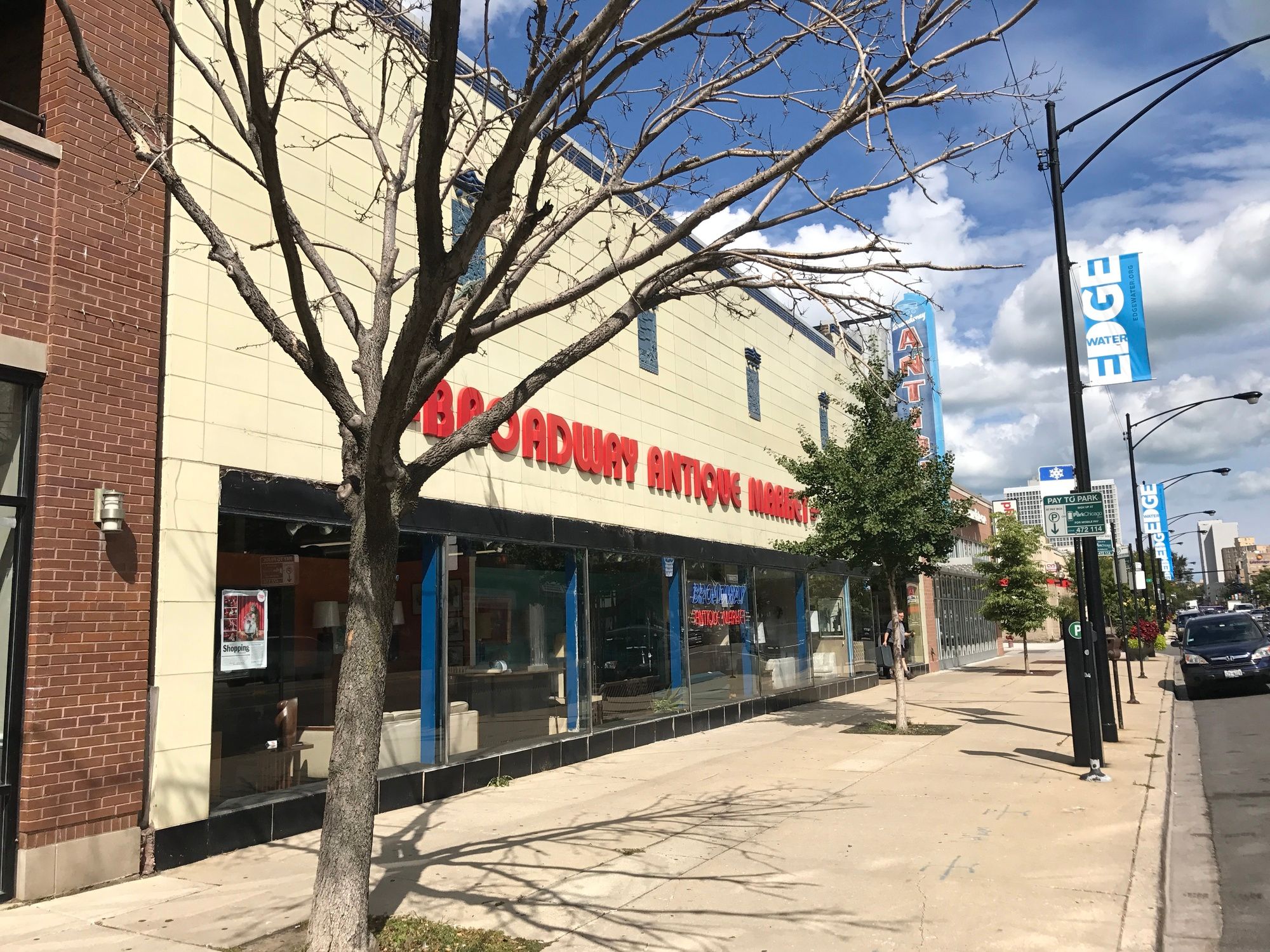 6130 Broadway St, Chicago, IL 60660-2502