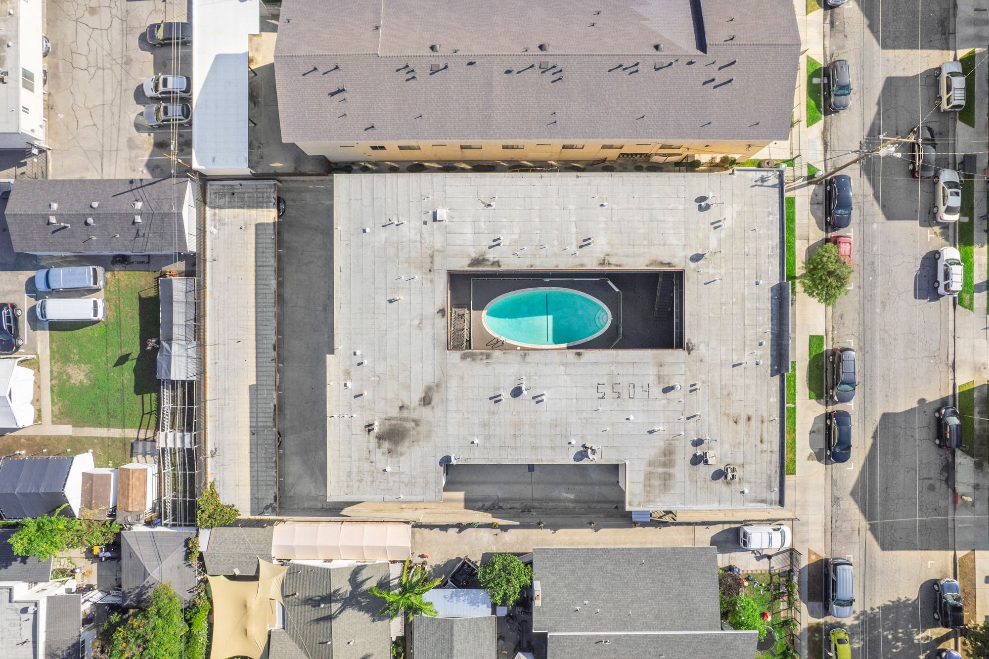 The Crest Apartments thumbnail 16