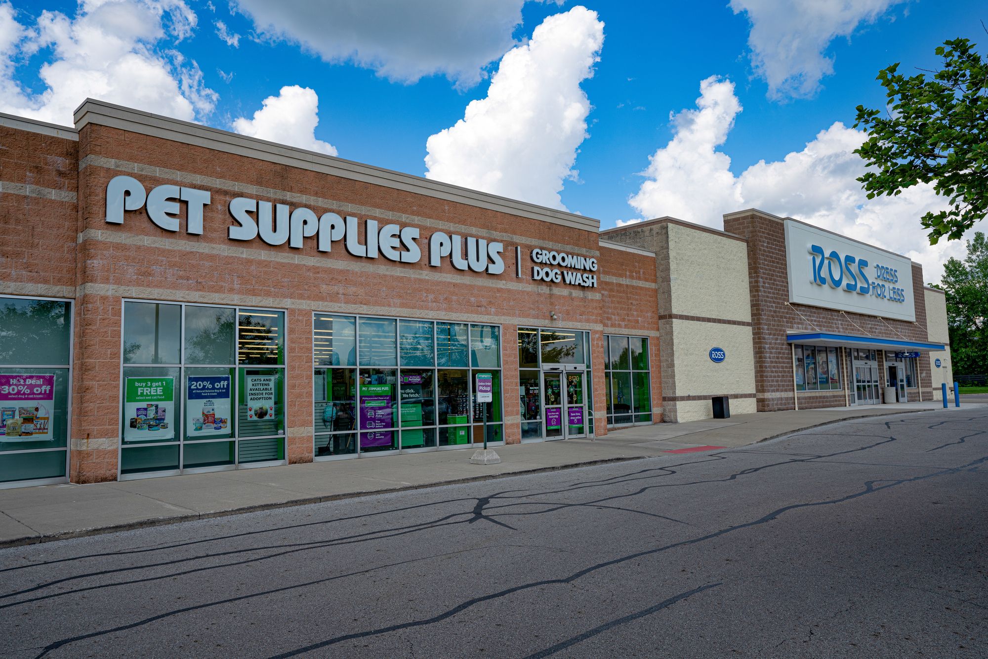 8130 E Broad St, Reynoldsburg, OH 43068