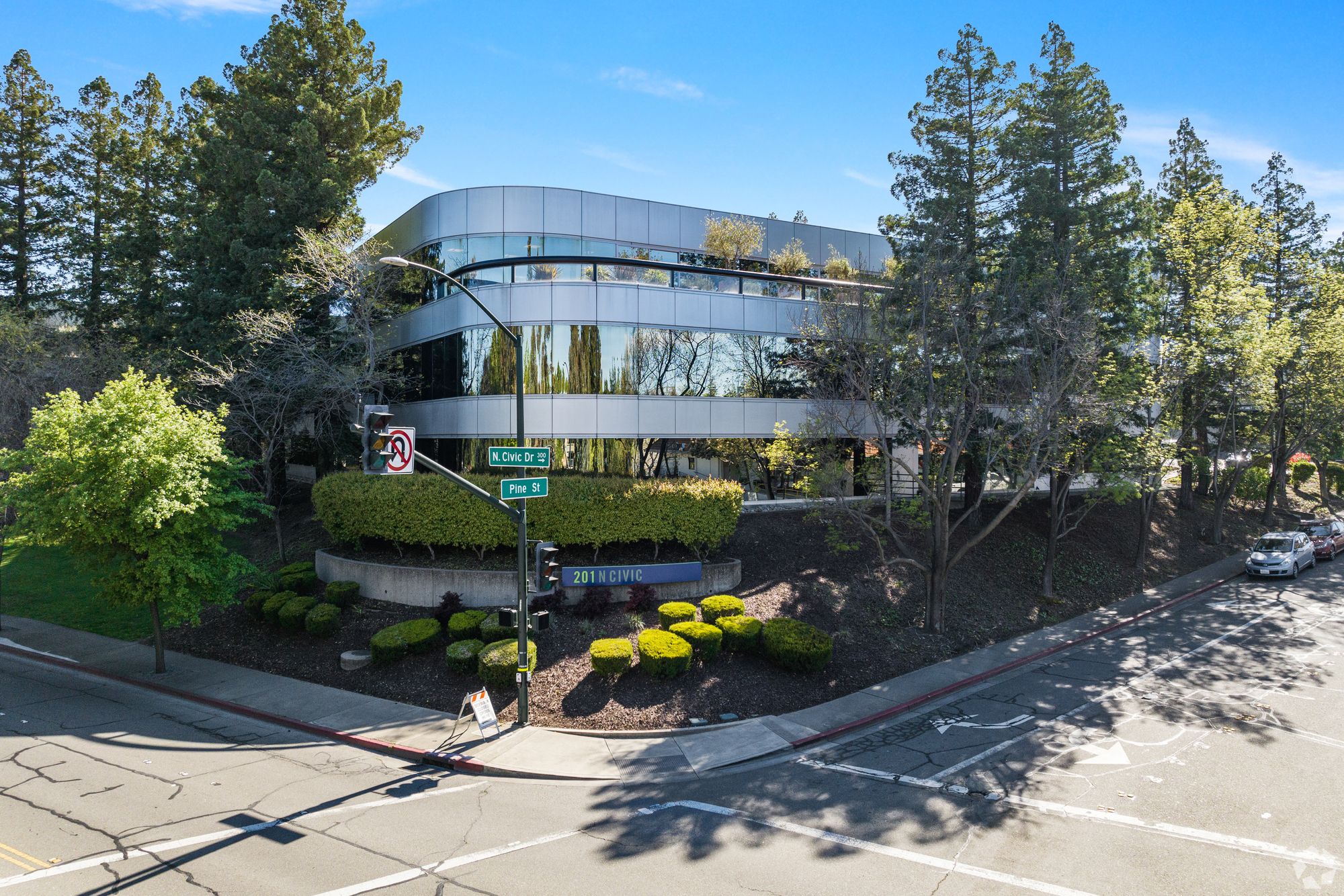 201 N Civic Dr, Walnut Creek, CA 94596