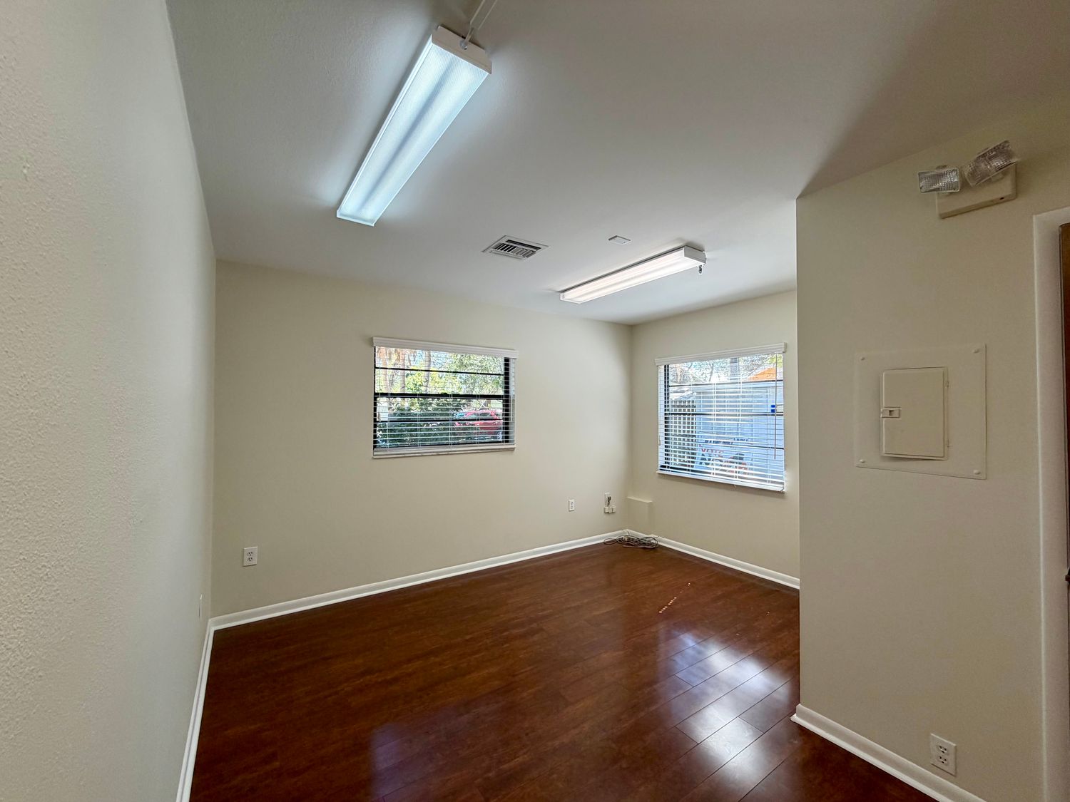 2027 Manatee Avenue W Bradenton FL 34205