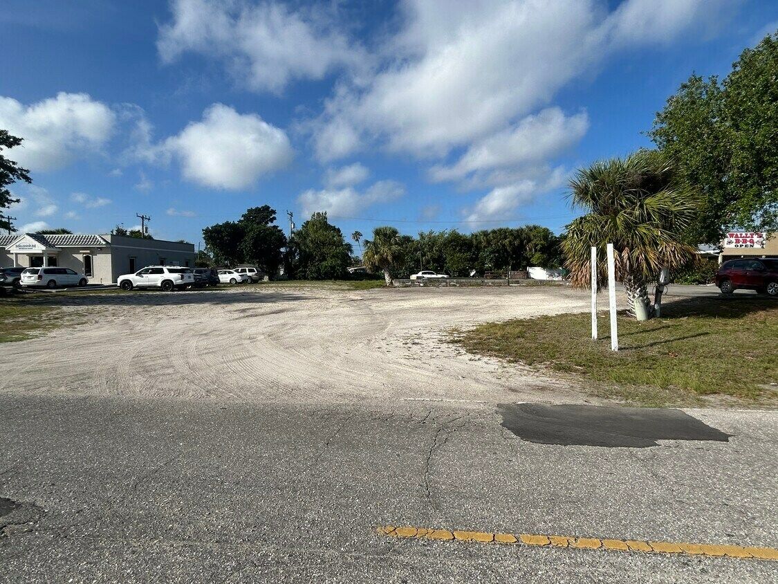 3601 Tamiami Trail Port Charlotte FL 33952