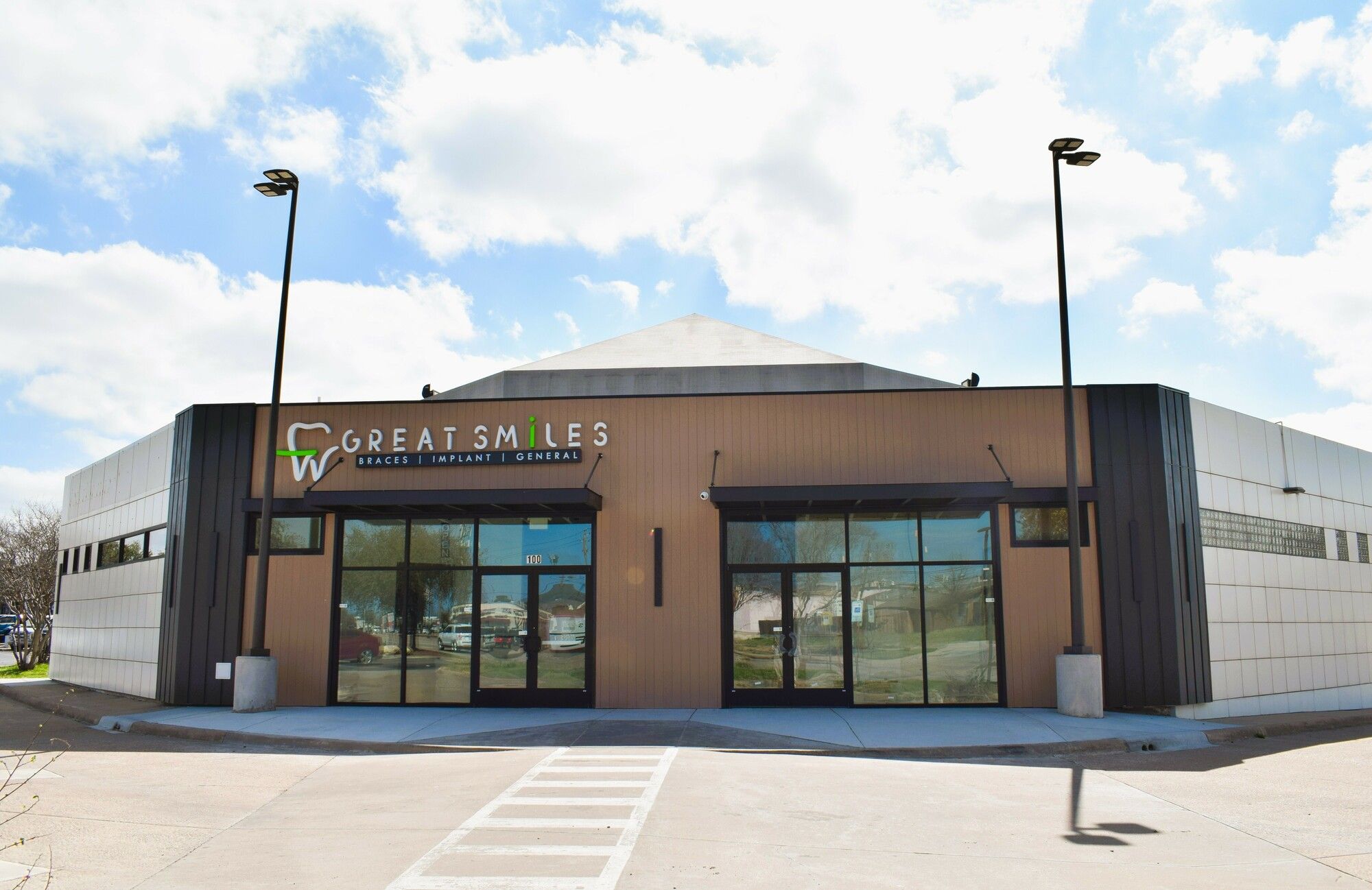 3028 N Josey Ln, Carrollton, TX 75007