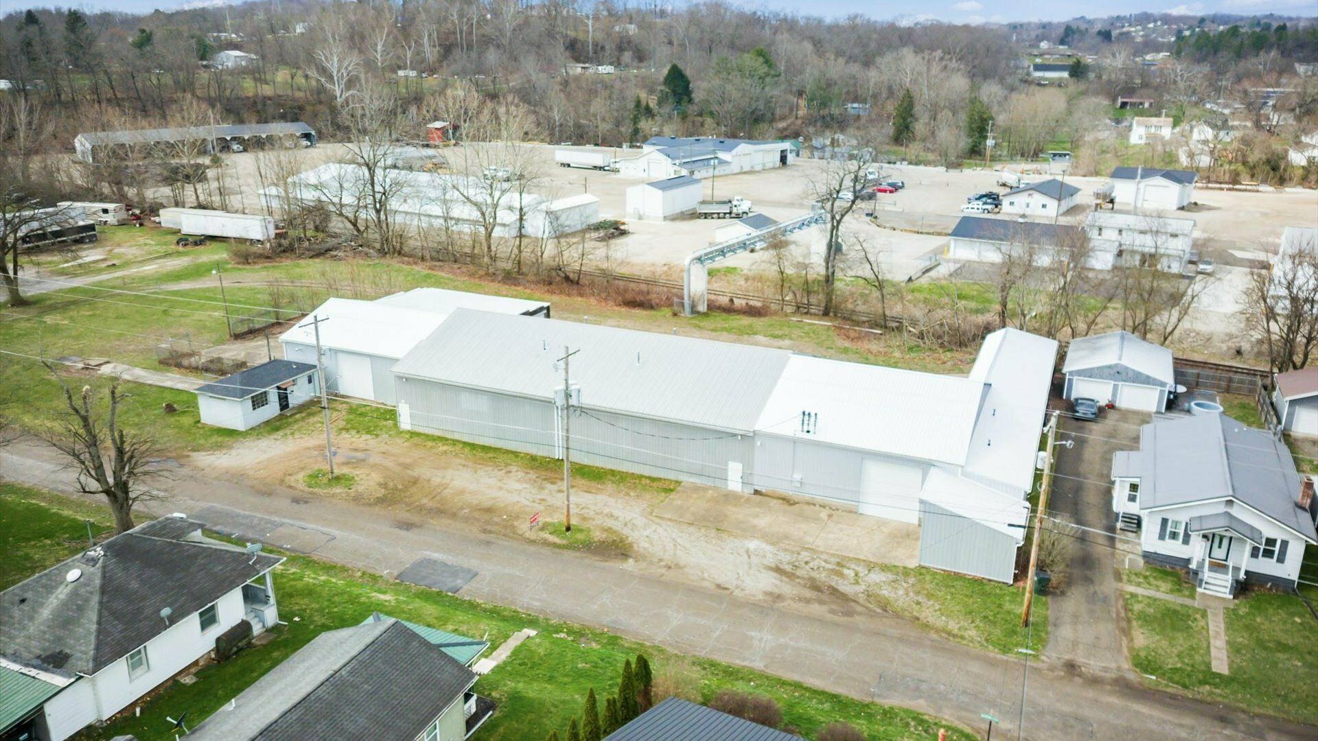 135 Kensington Ave, Zanesville, OH 43701