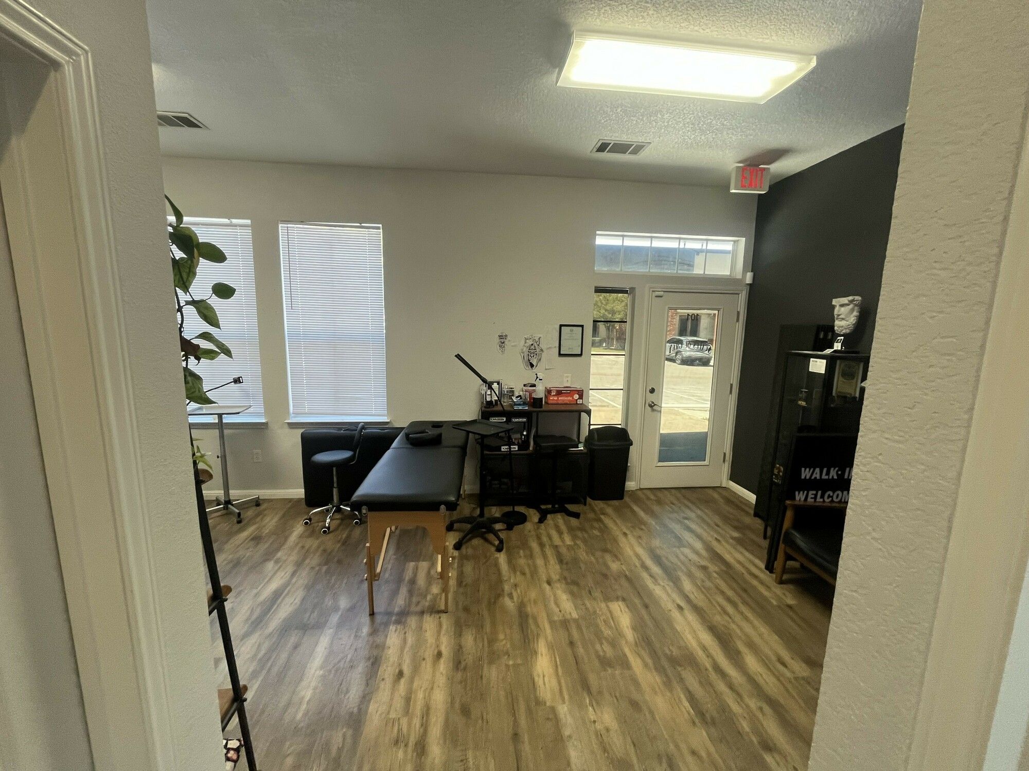 Office for sale / lease at 595 Round Rock West Drive Unit 101-102, Round Rock, TX, 78681 — photo 7
