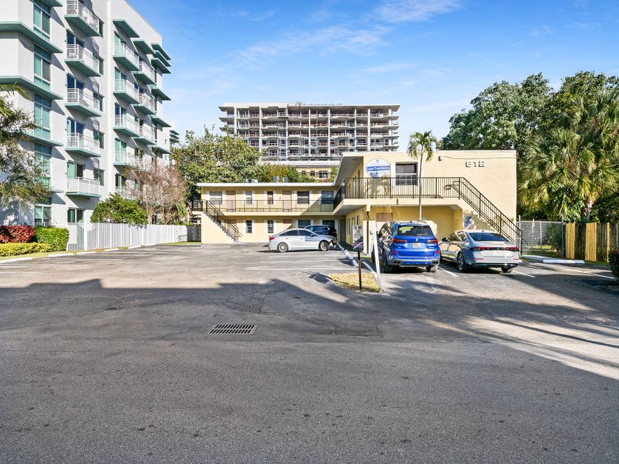 612 NE 2nd Ave, Fort Lauderdale
