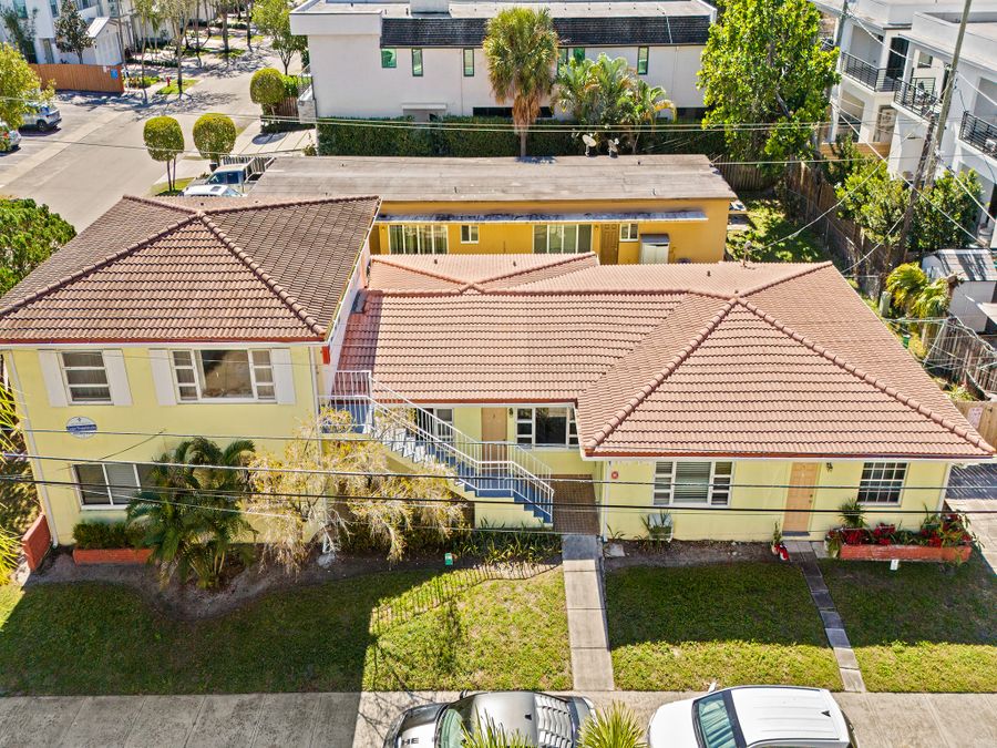 1414 NE 4th St, Fort Lauderdale