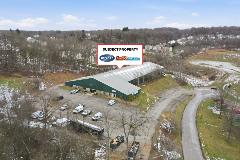 1035 Executive Dr, Gibsonia, PA 15044