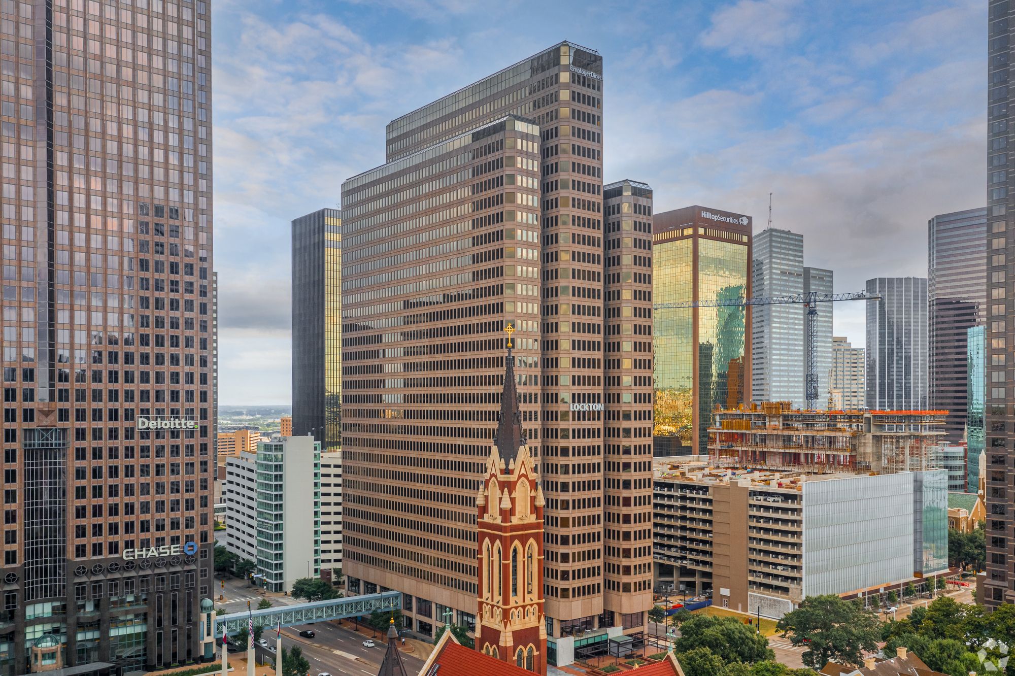 2100 Ross Ave, Dallas, TX 75201
