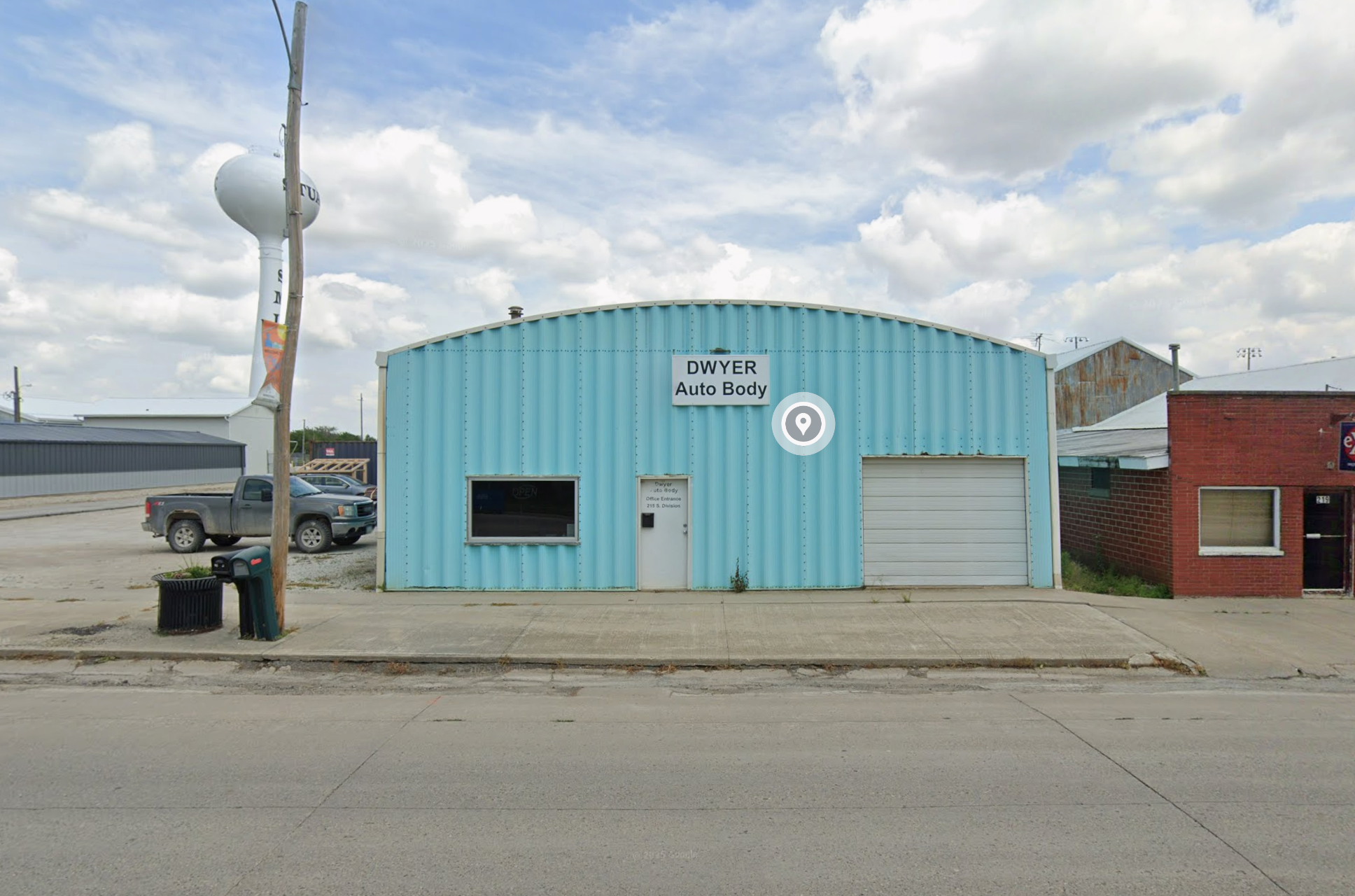 215 S Division St, Stuart, IA 50250