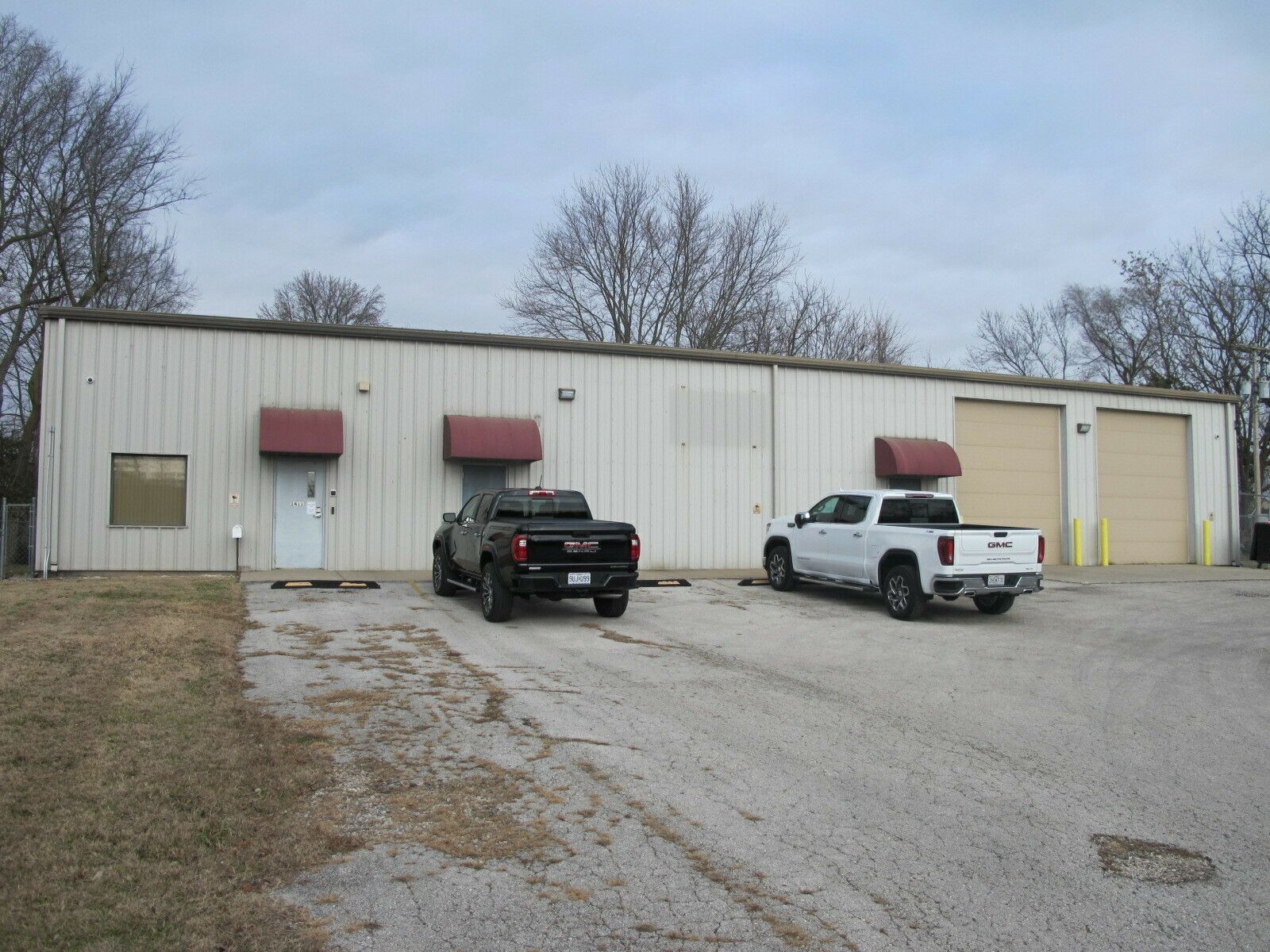 1411 W Phelps St, Springfield, MO 65802