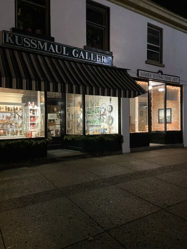 140 E Broadway 