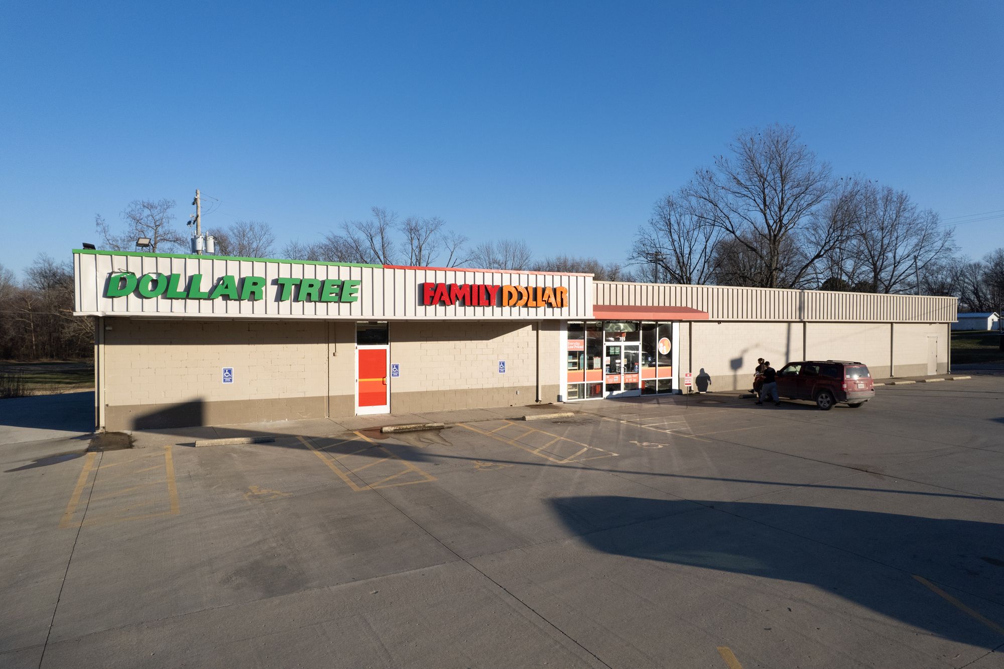 709 Court St North, Grayville, IL 62844