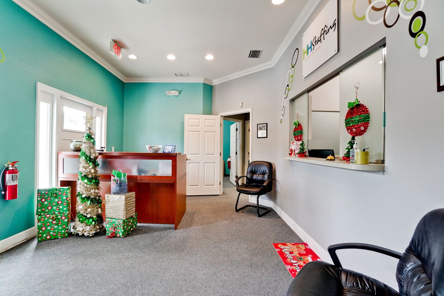 2910-2946 University Parkway Sarasota FL 34243