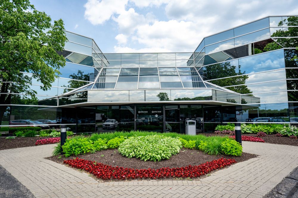 32000 Northwestern Hwy, Farmington Hills, MI 48334