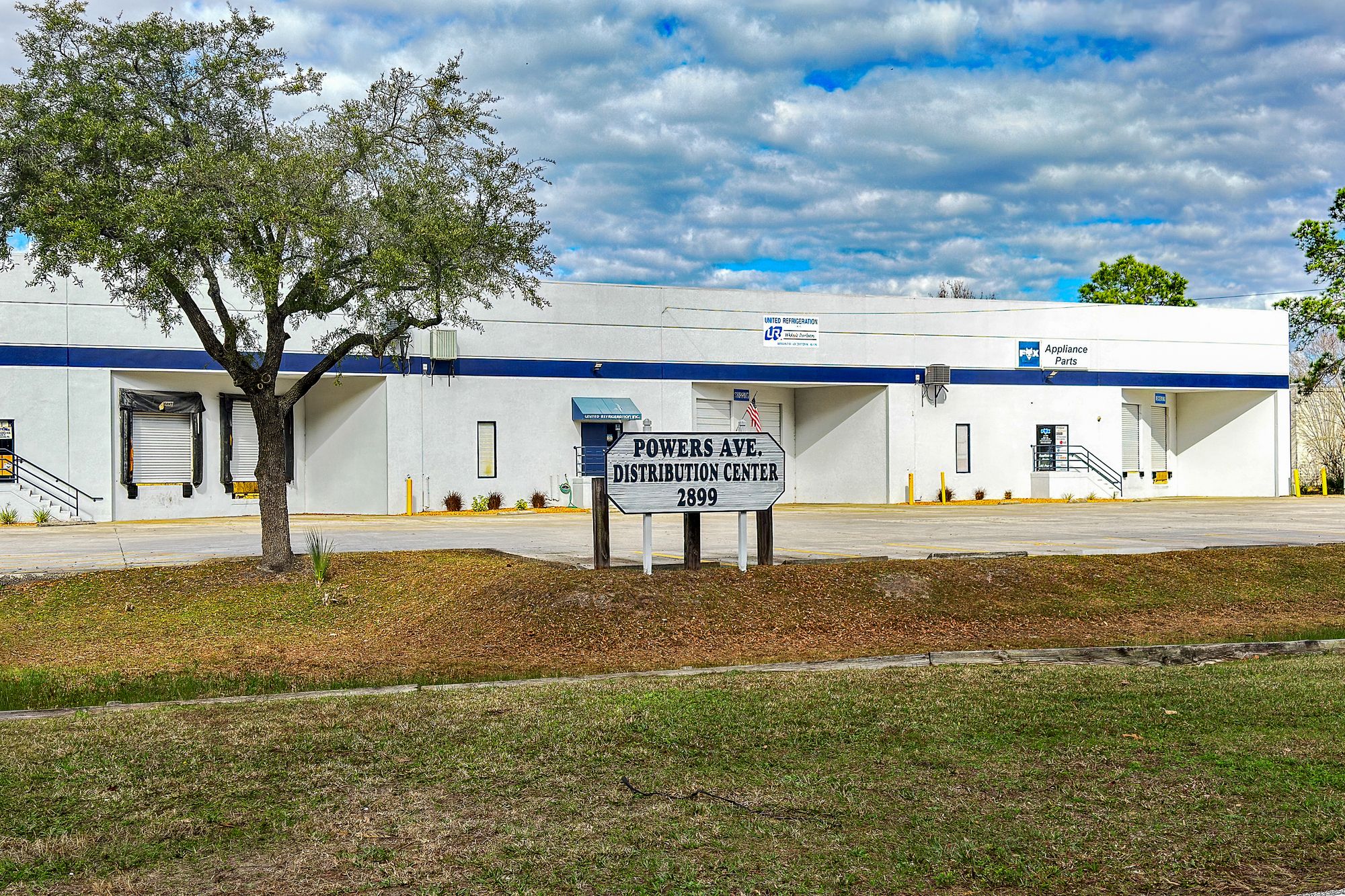 2899 Powers Ave, Jacksonville, FL 32207
